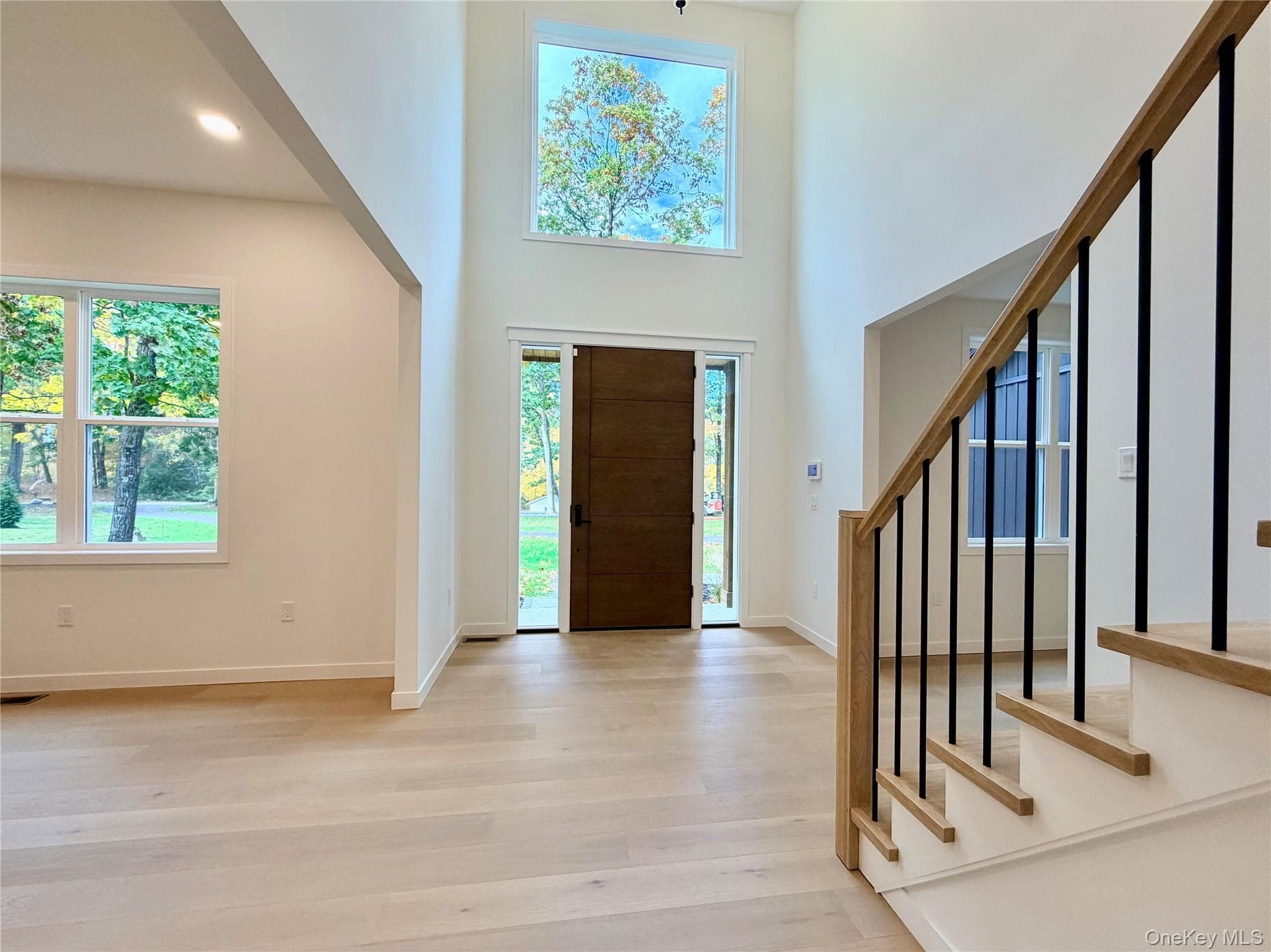 43 Maple Hill Drive thumbnail 2
