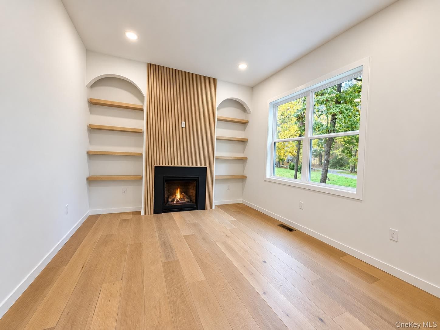 43 Maple Hill Drive thumbnail 8
