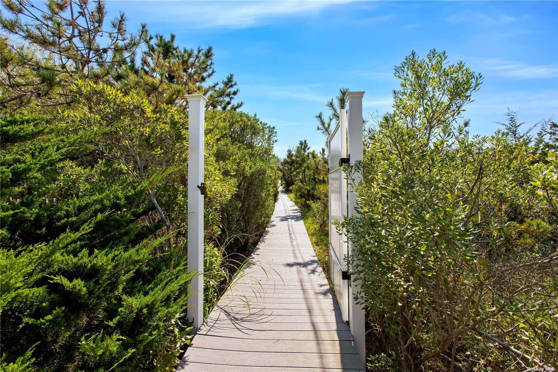 157 Dune Road thumbnail 23