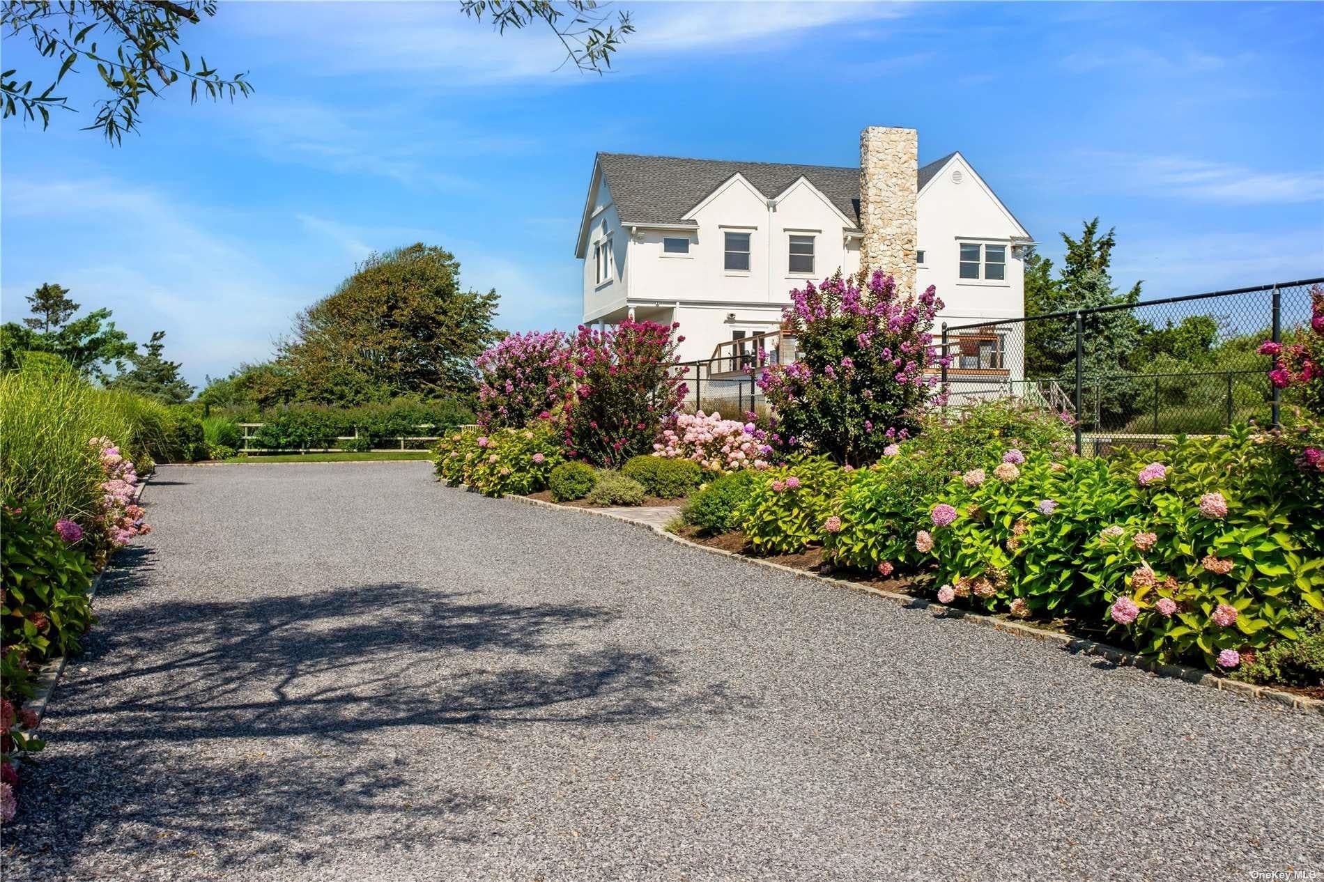 157 Dune Road thumbnail 18