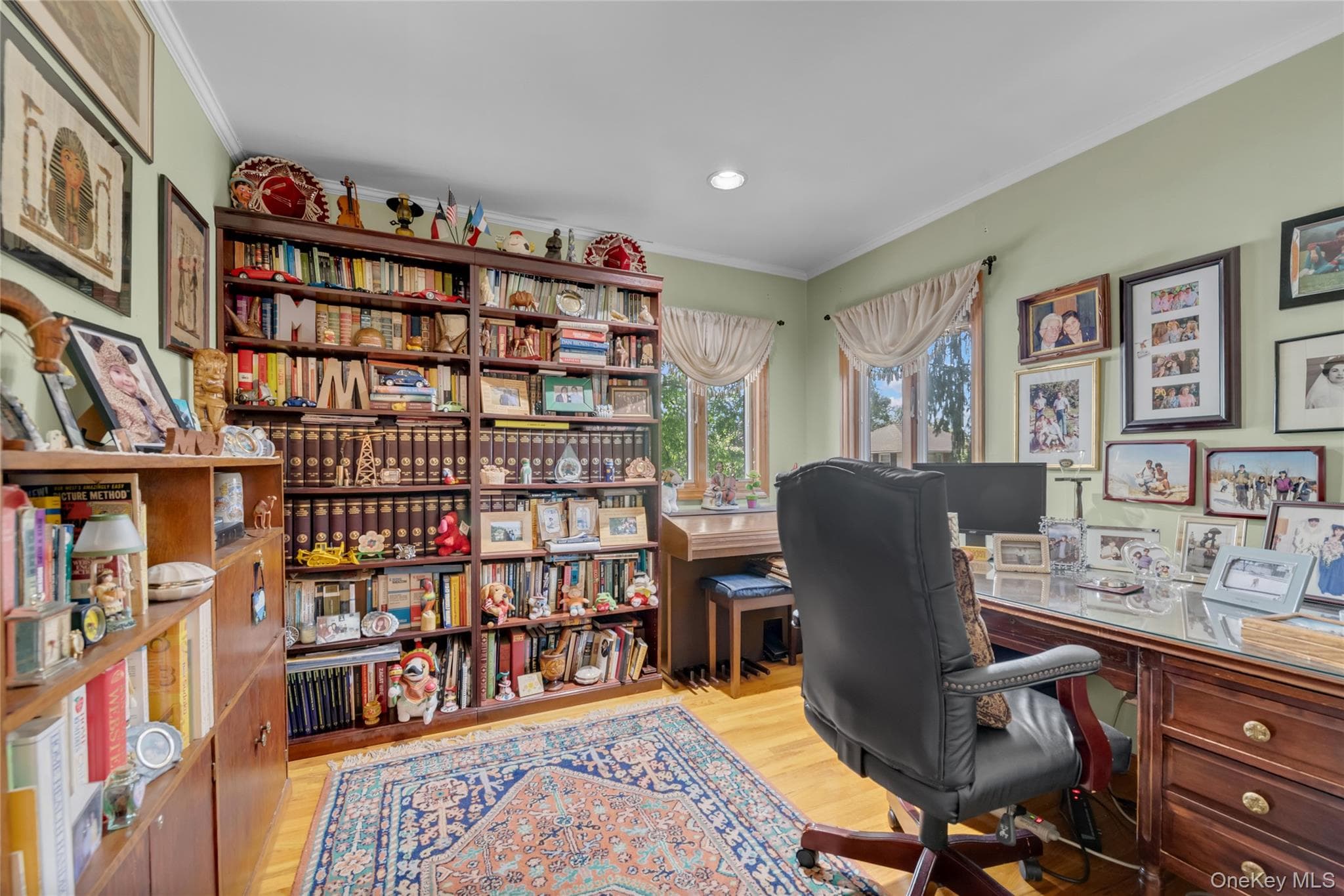 936 Stratford Court thumbnail 15