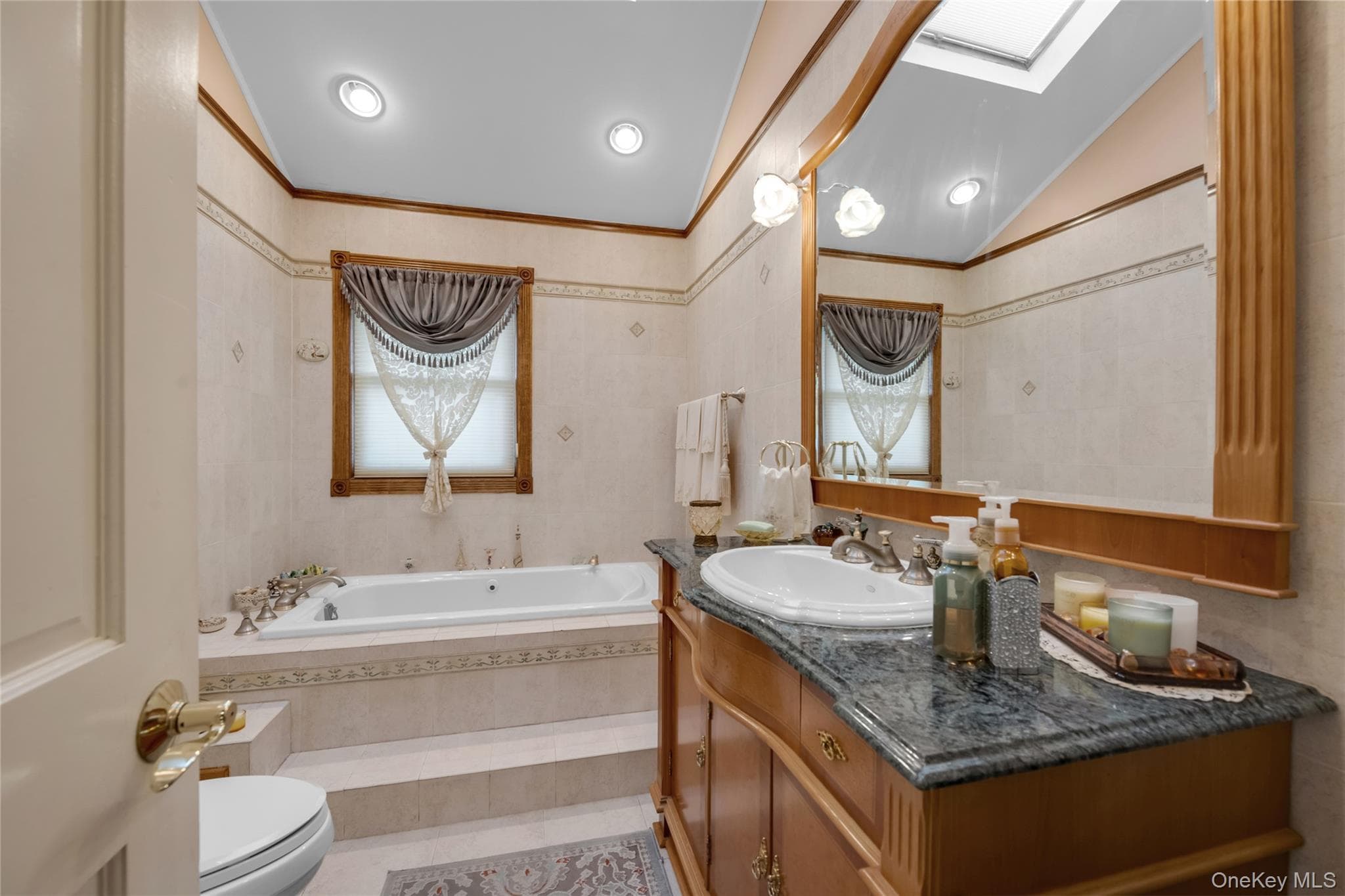 936 Stratford Court thumbnail 16