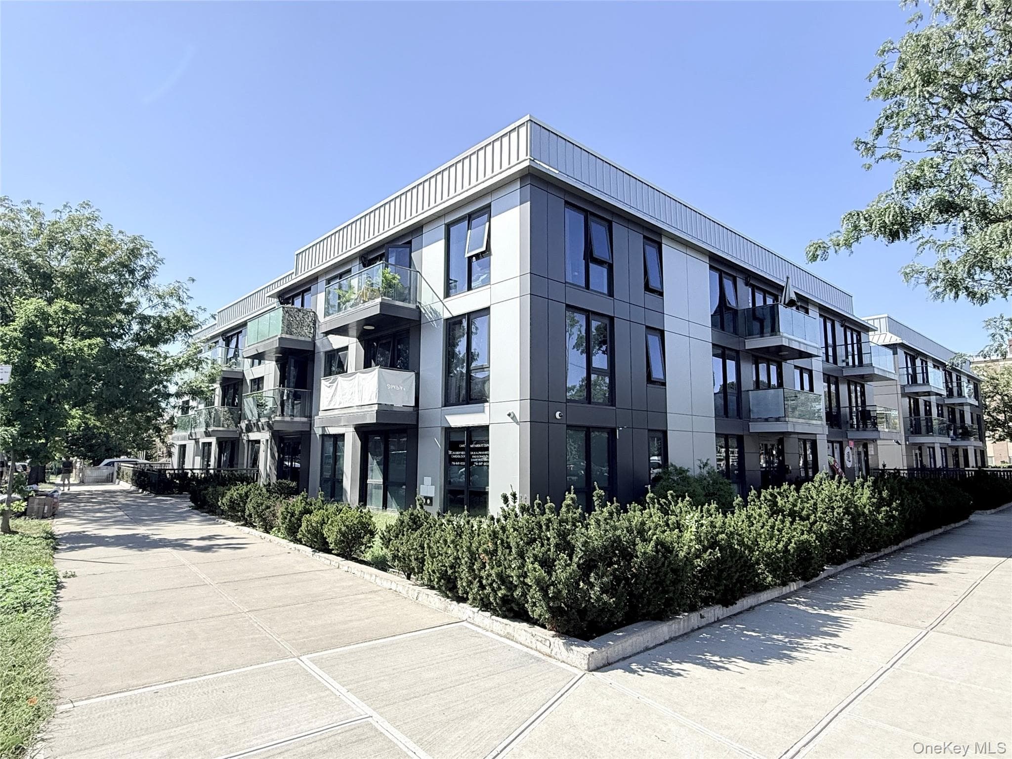 15353 77th Avenue Unit: 3C, Flushing