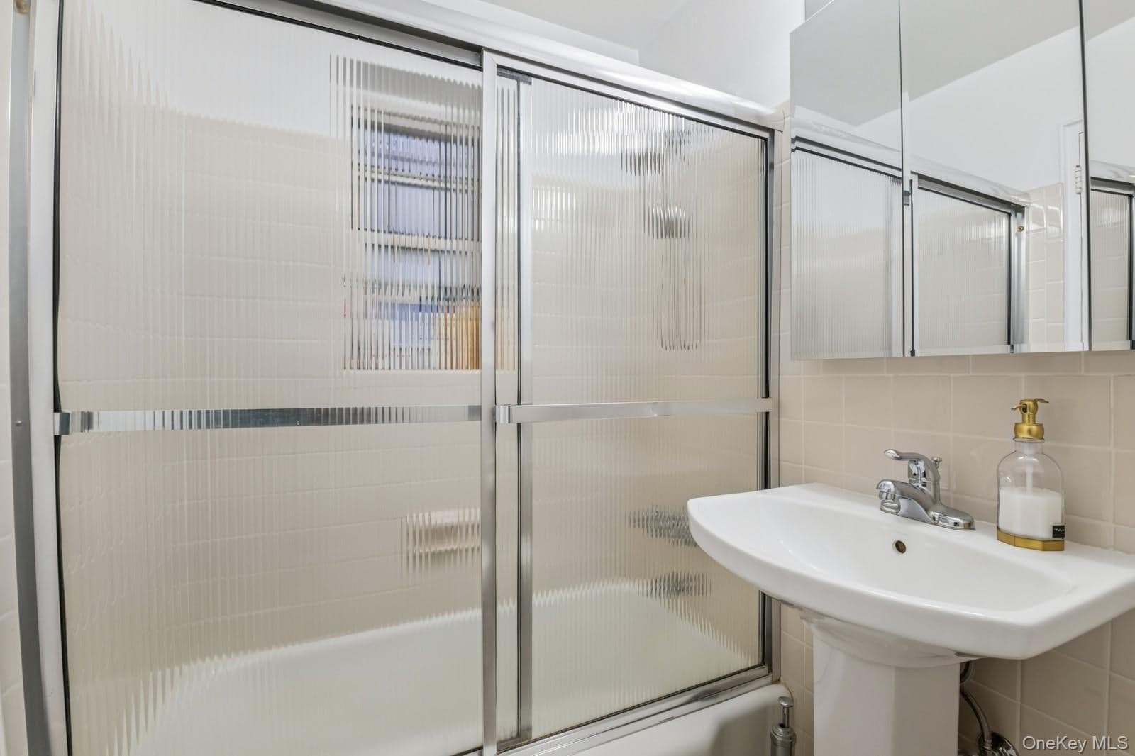 7502 Austin Street Unit: 1L thumbnail 14