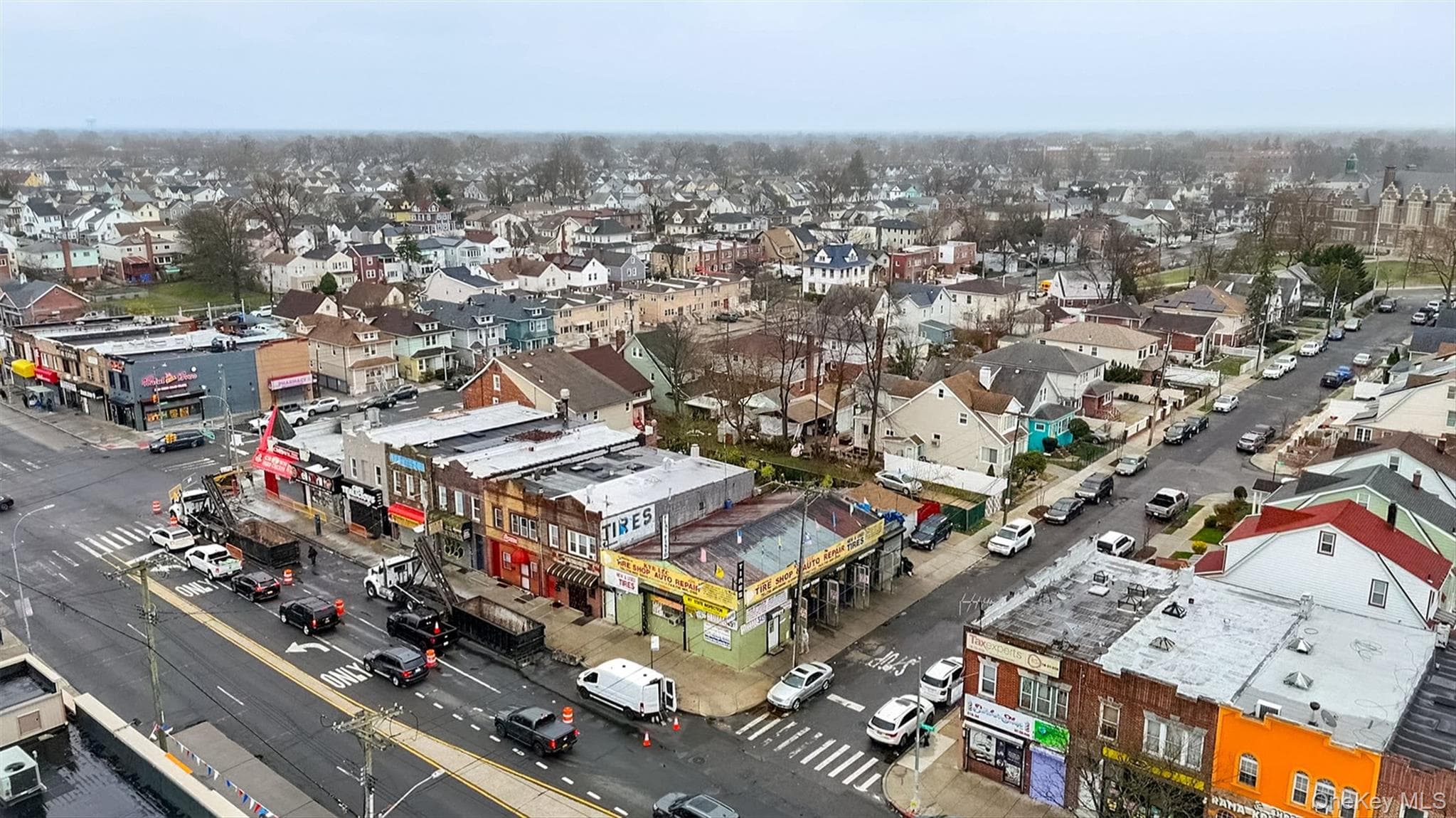 21842 Hempstead Avenue thumbnail 2