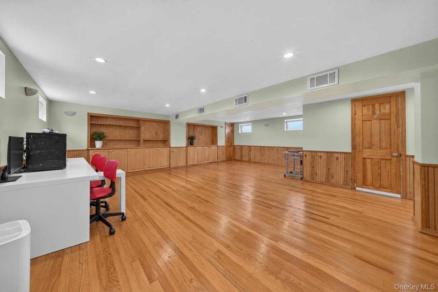 471 Beech Street thumbnail 17