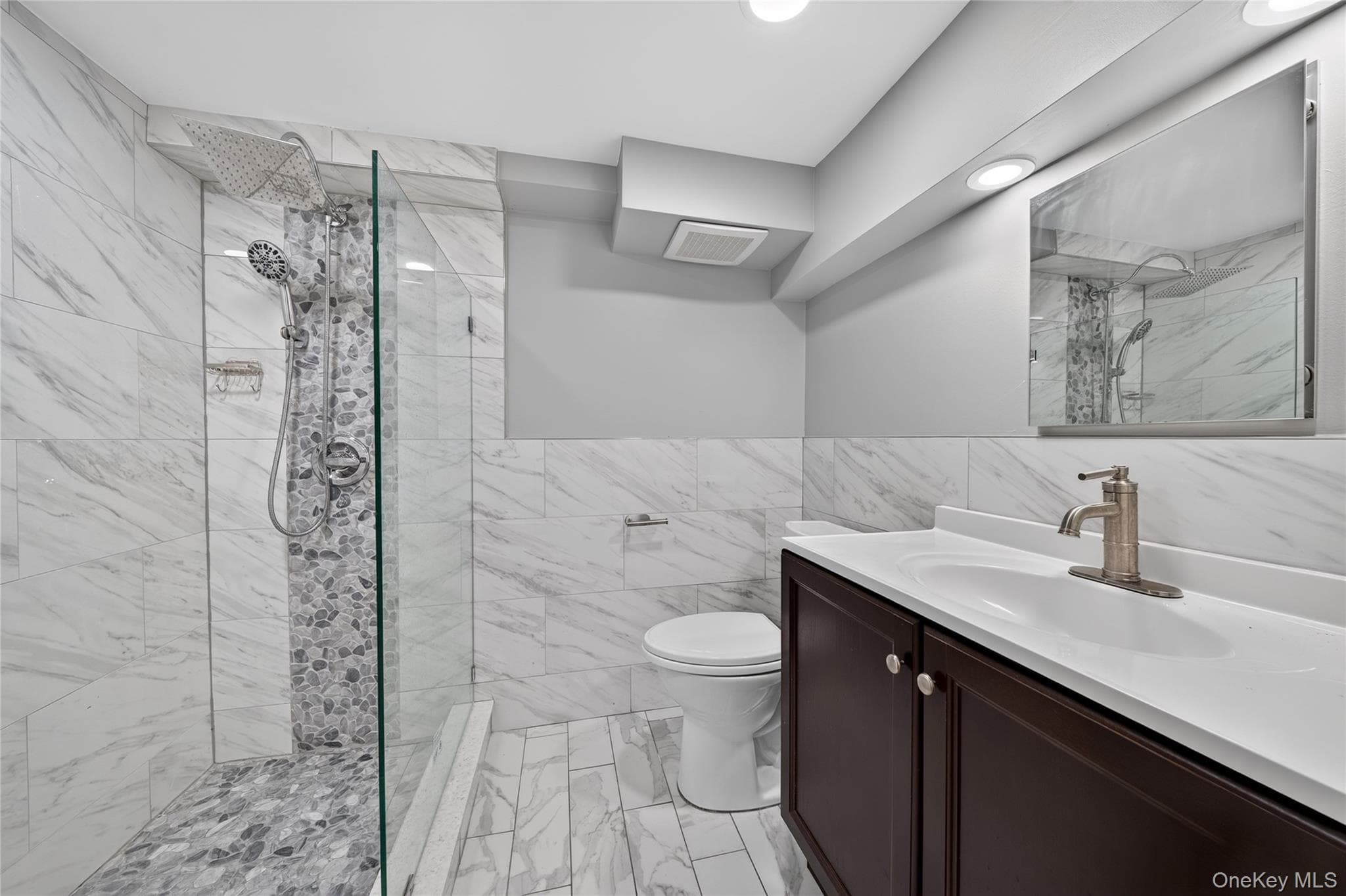 471 Beech Street thumbnail 19