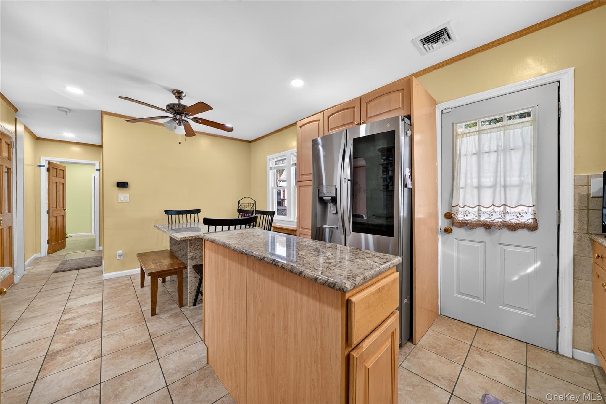 471 Beech Street thumbnail 8
