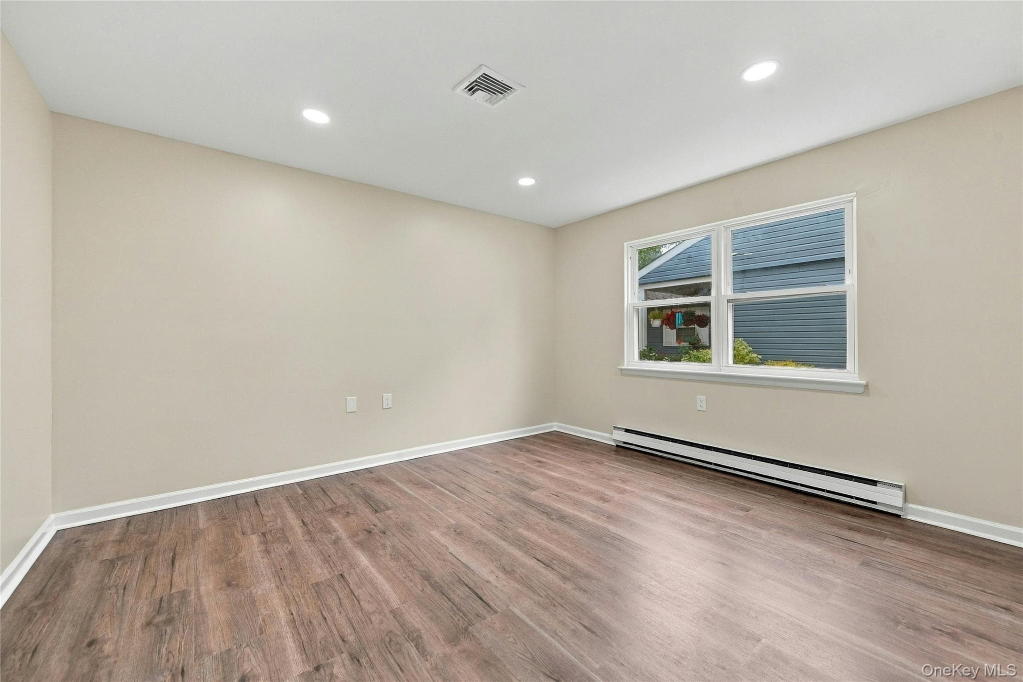257 Edinburgh Drive thumbnail 21