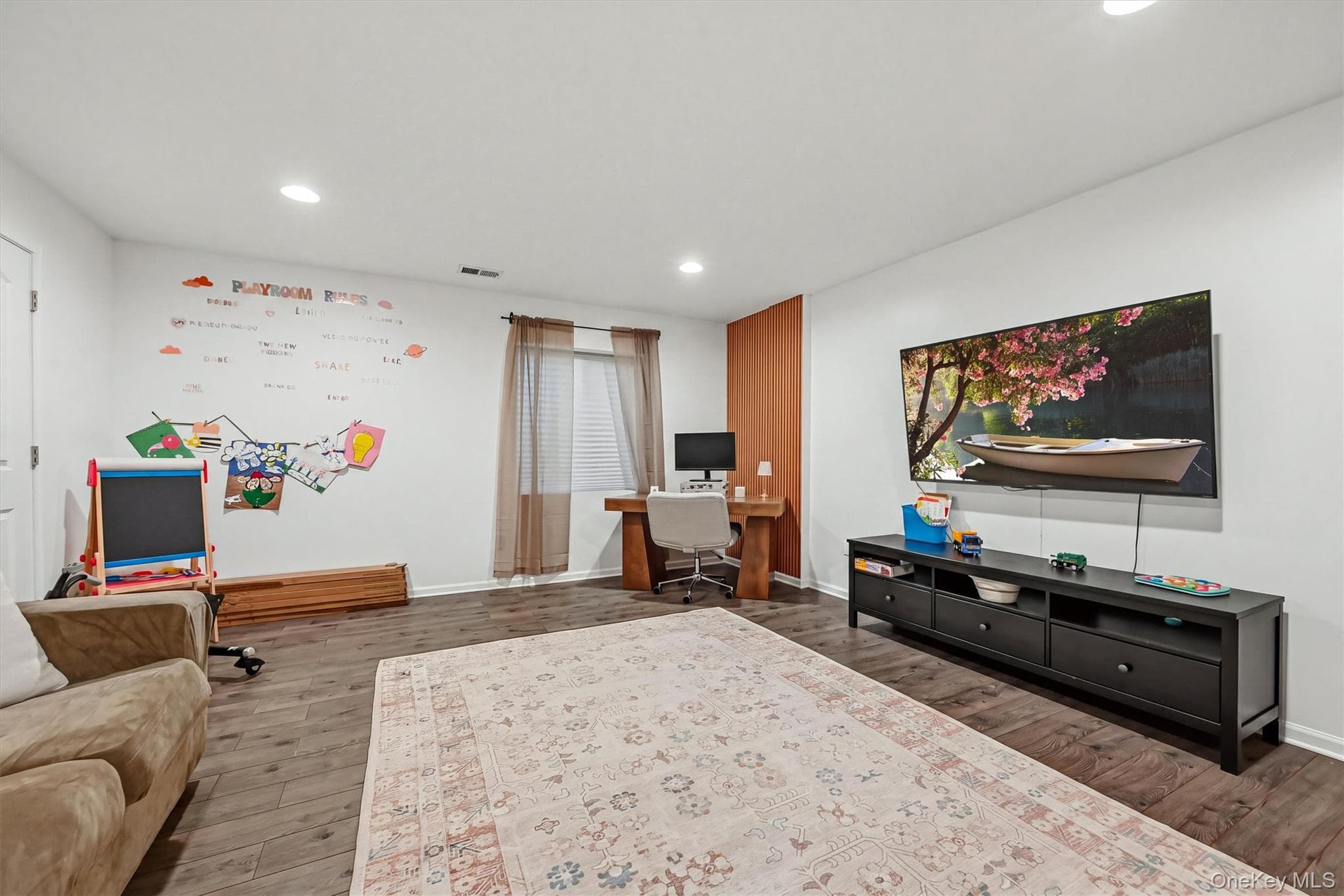 806 Hawthorn Way thumbnail 34