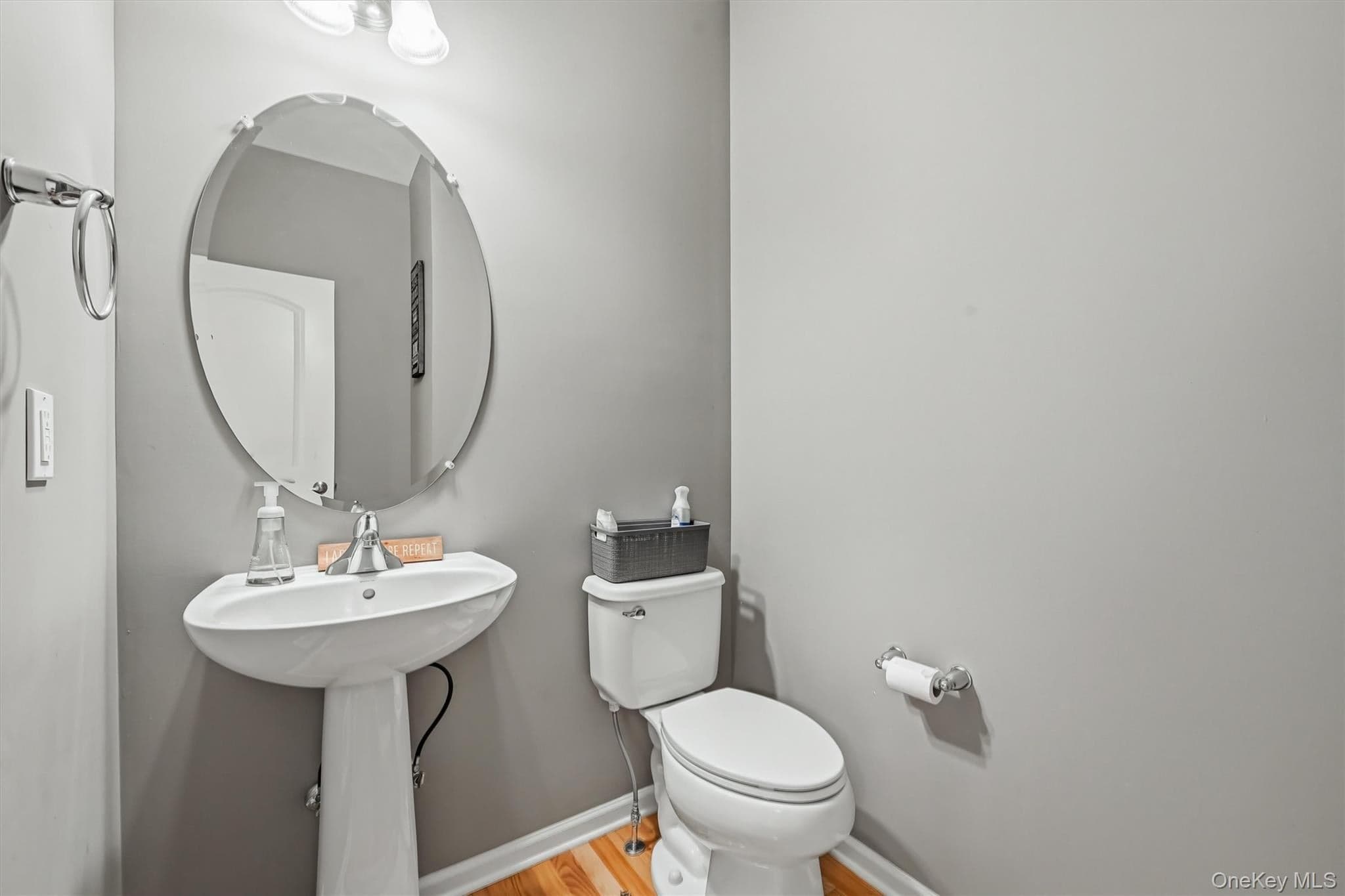 806 Hawthorn Way thumbnail 19