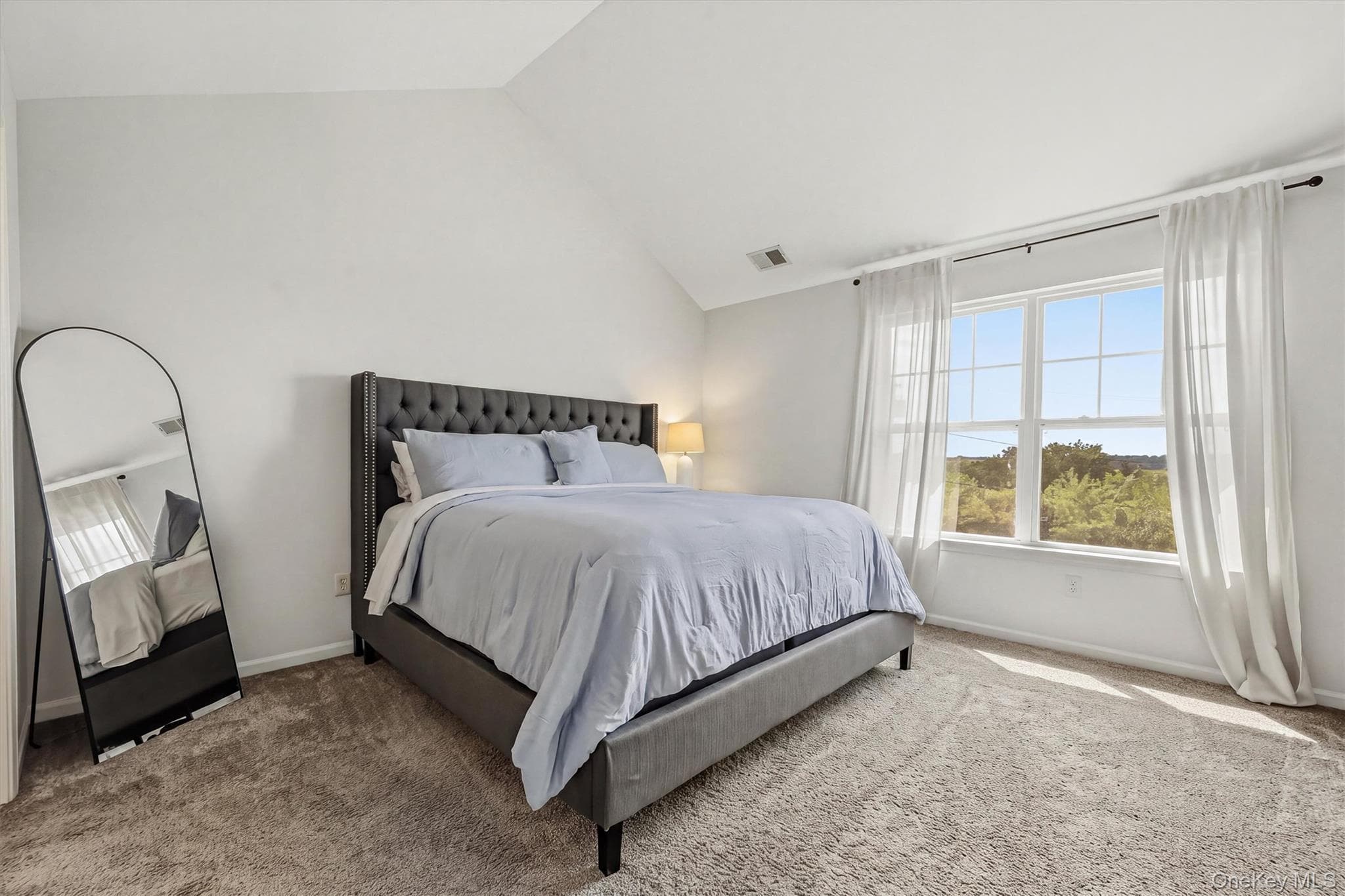 806 Hawthorn Way thumbnail 21