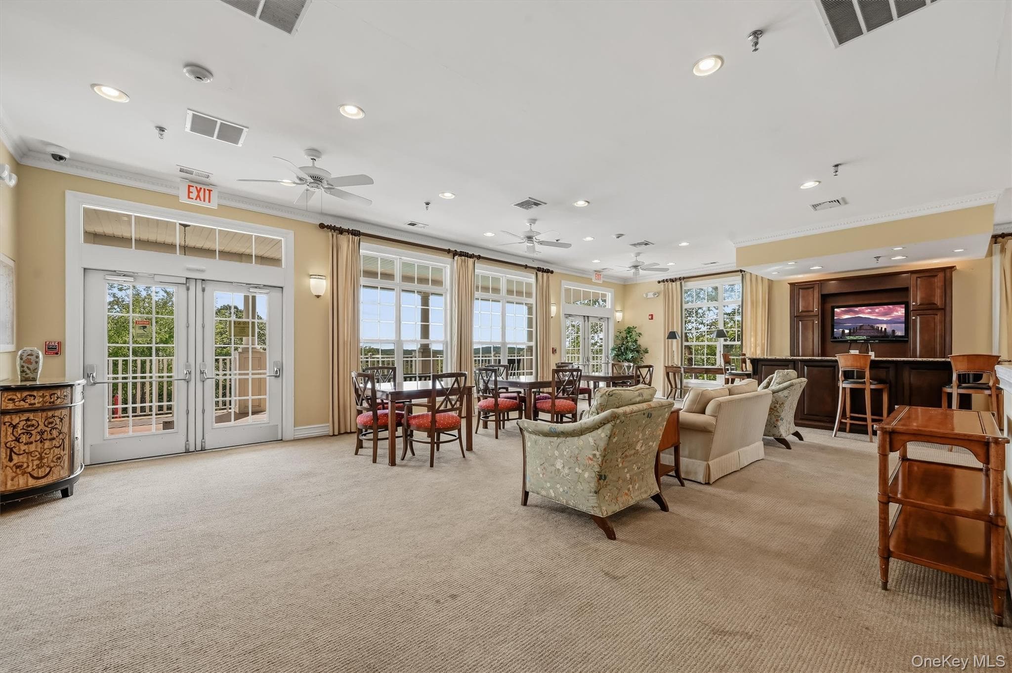 806 Hawthorn Way thumbnail 43