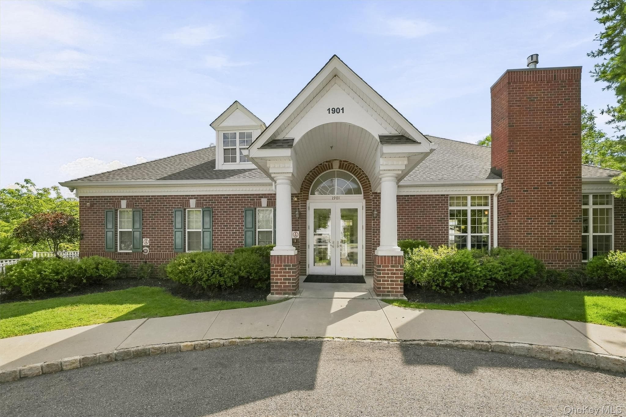 806 Hawthorn Way thumbnail 42