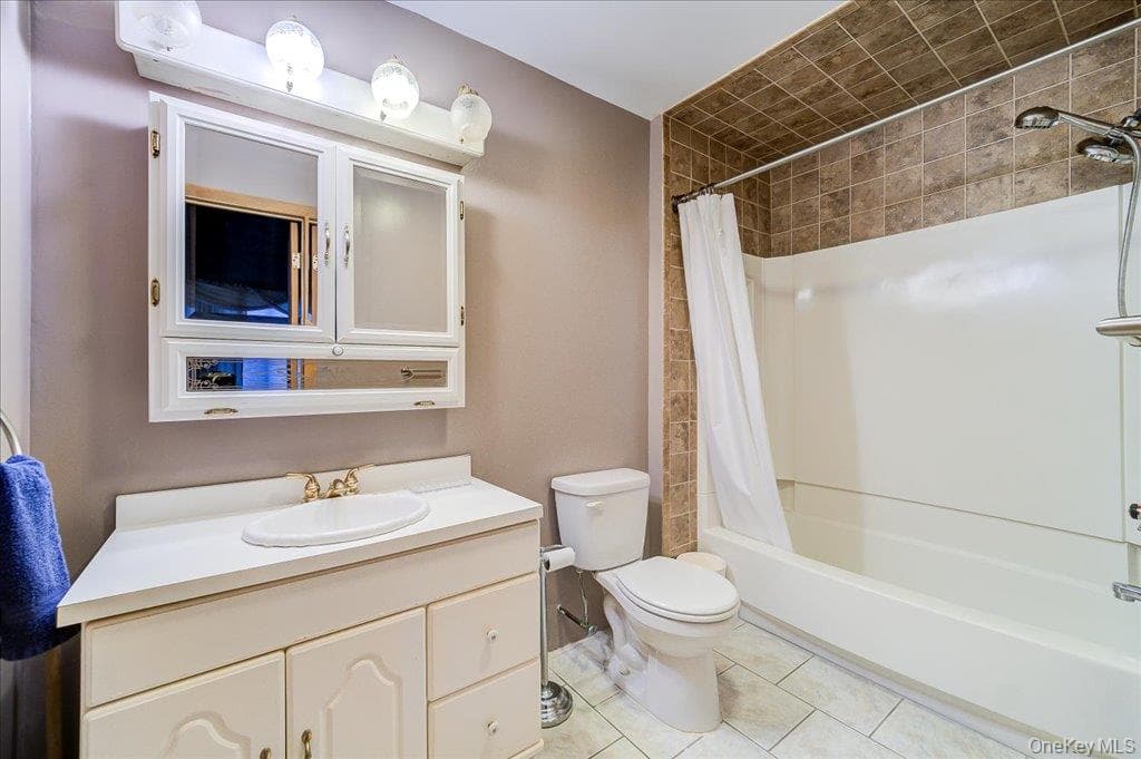 142 N Emerald Drive thumbnail 39