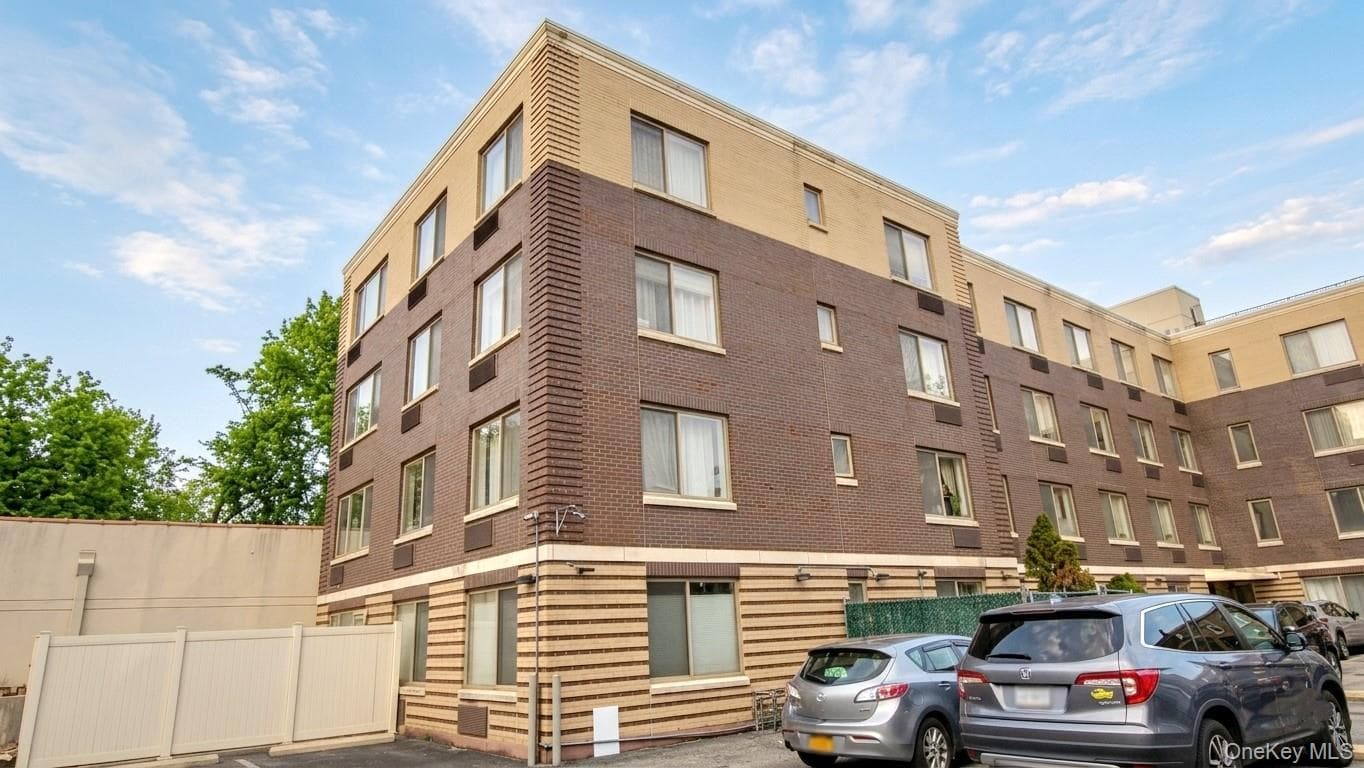 33-30 61st Street Unit: 105 thumbnail 11