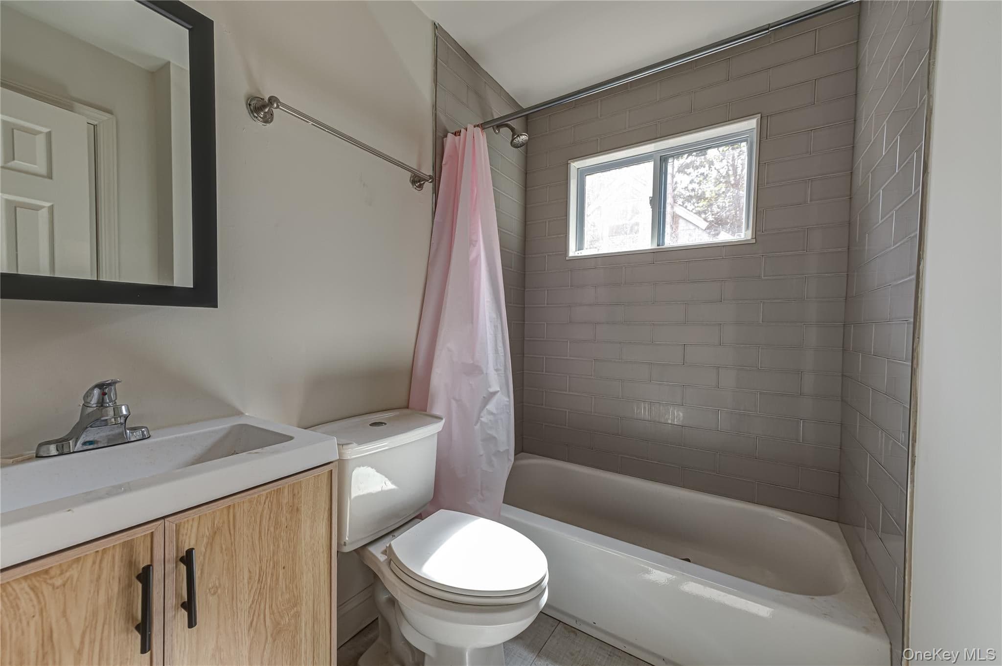 84 N 17th Street thumbnail 16