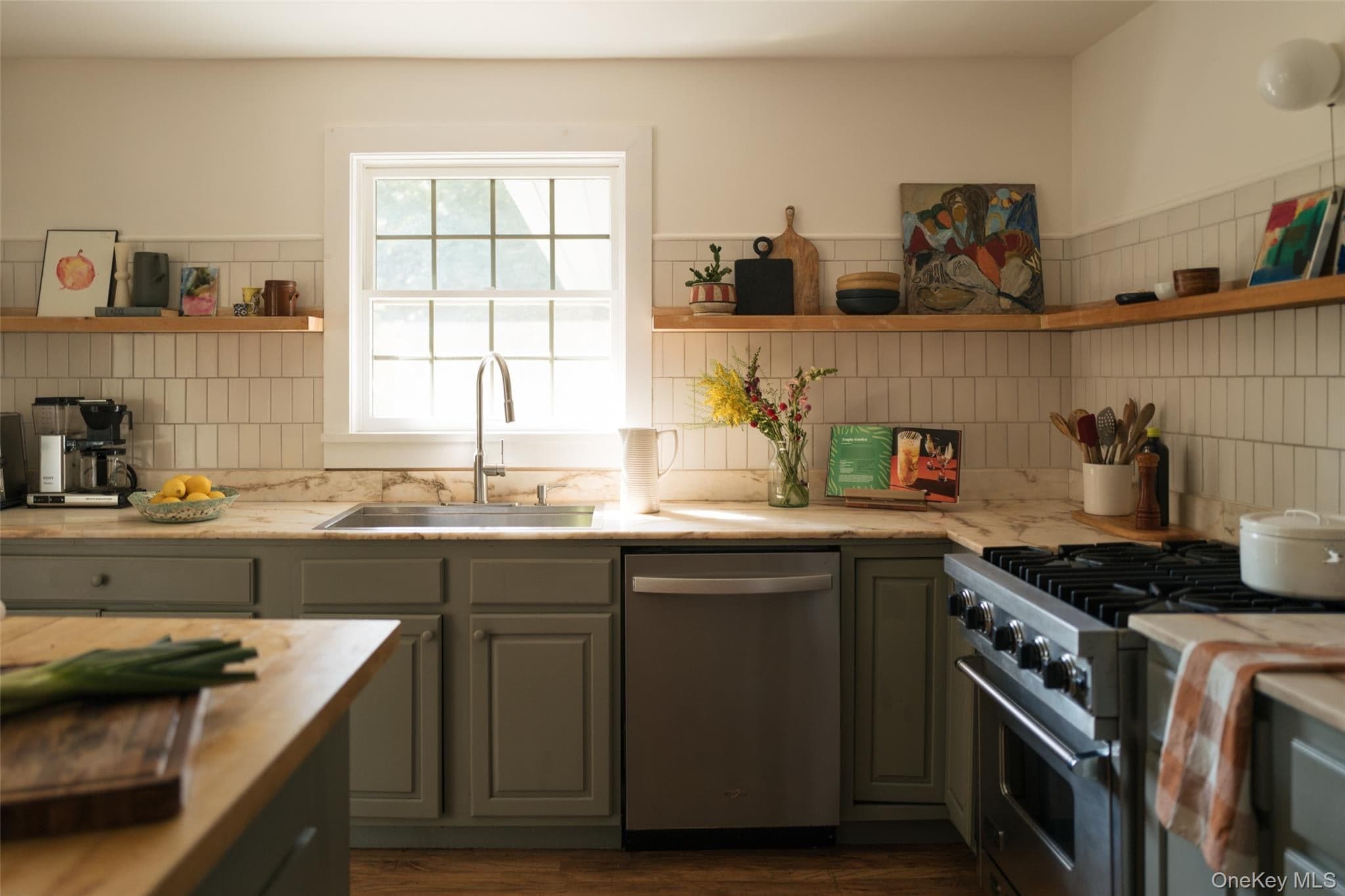 55 E Klein Road thumbnail 9