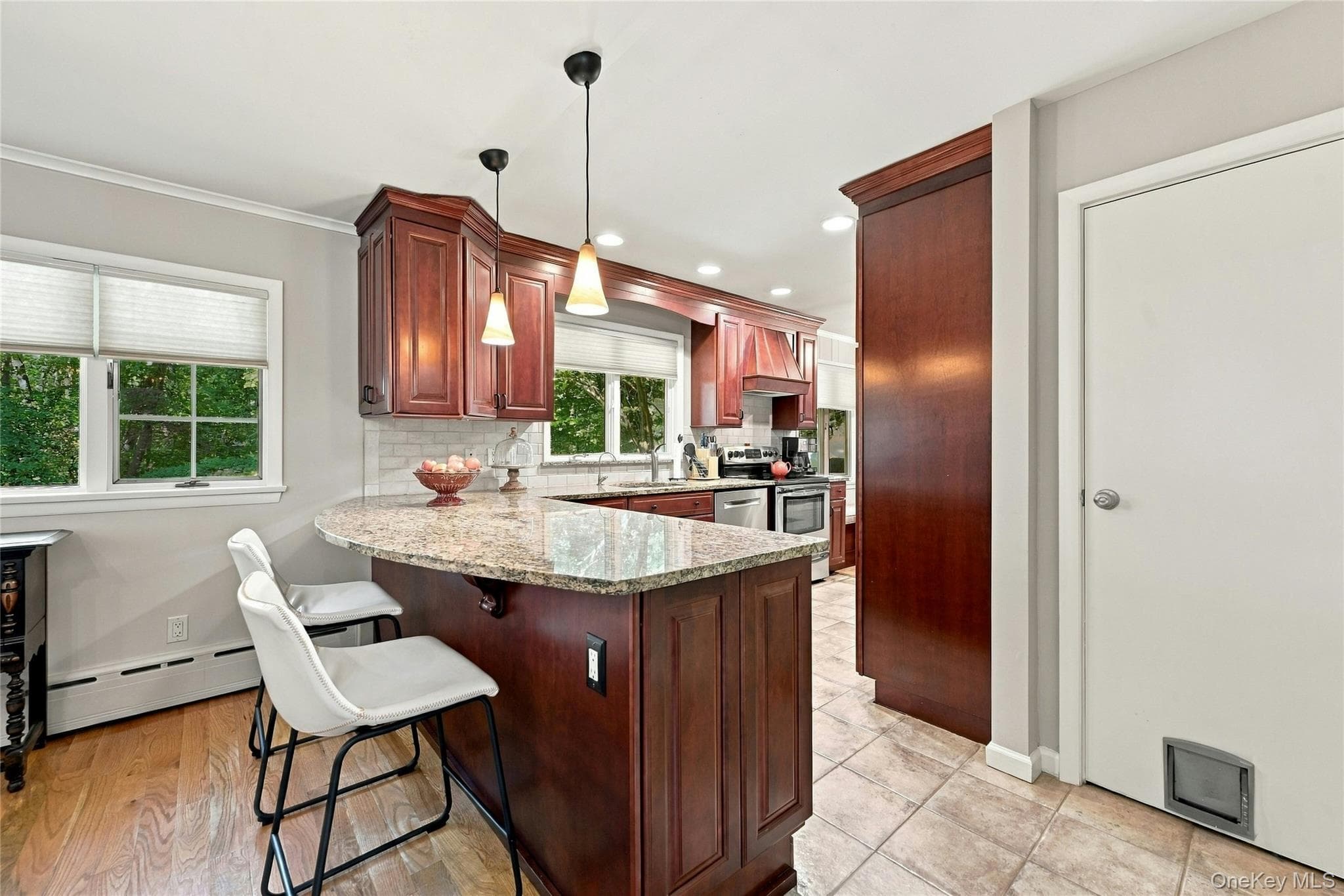 214 Norwood Avenue thumbnail 15
