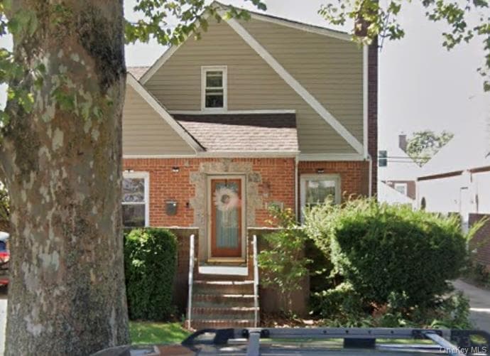 11942 224th Street photo 1