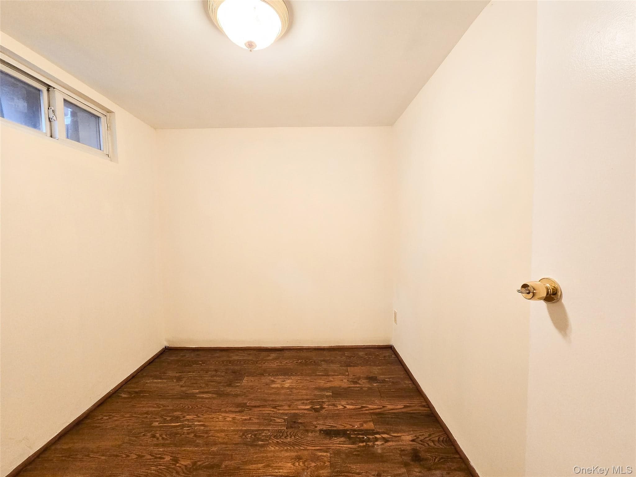 56-49 215 Street thumbnail 26