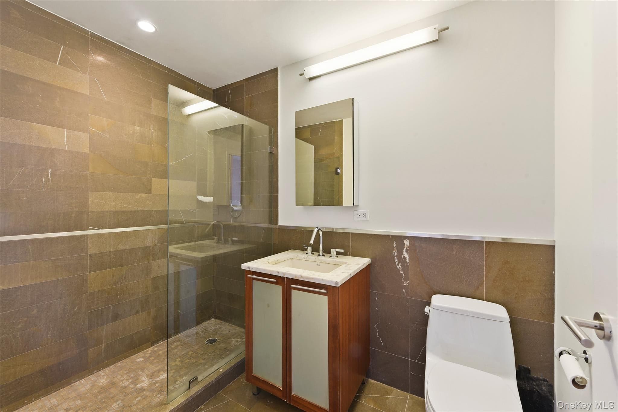 460 W 236th Street Unit: 6A thumbnail 16