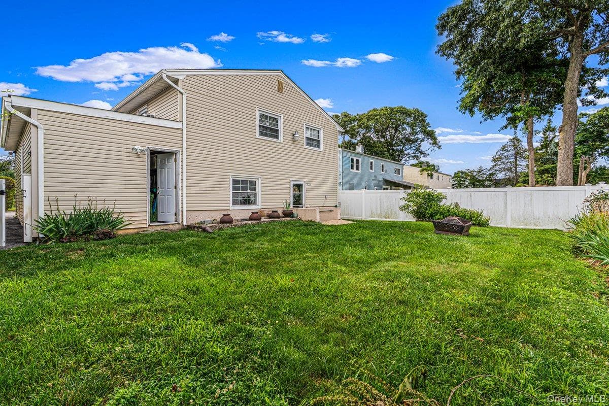 115 Margaretta Avenue thumbnail 12