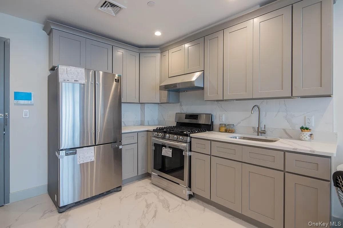 14126 Northern Boulevard Unit: 4D thumbnail 7