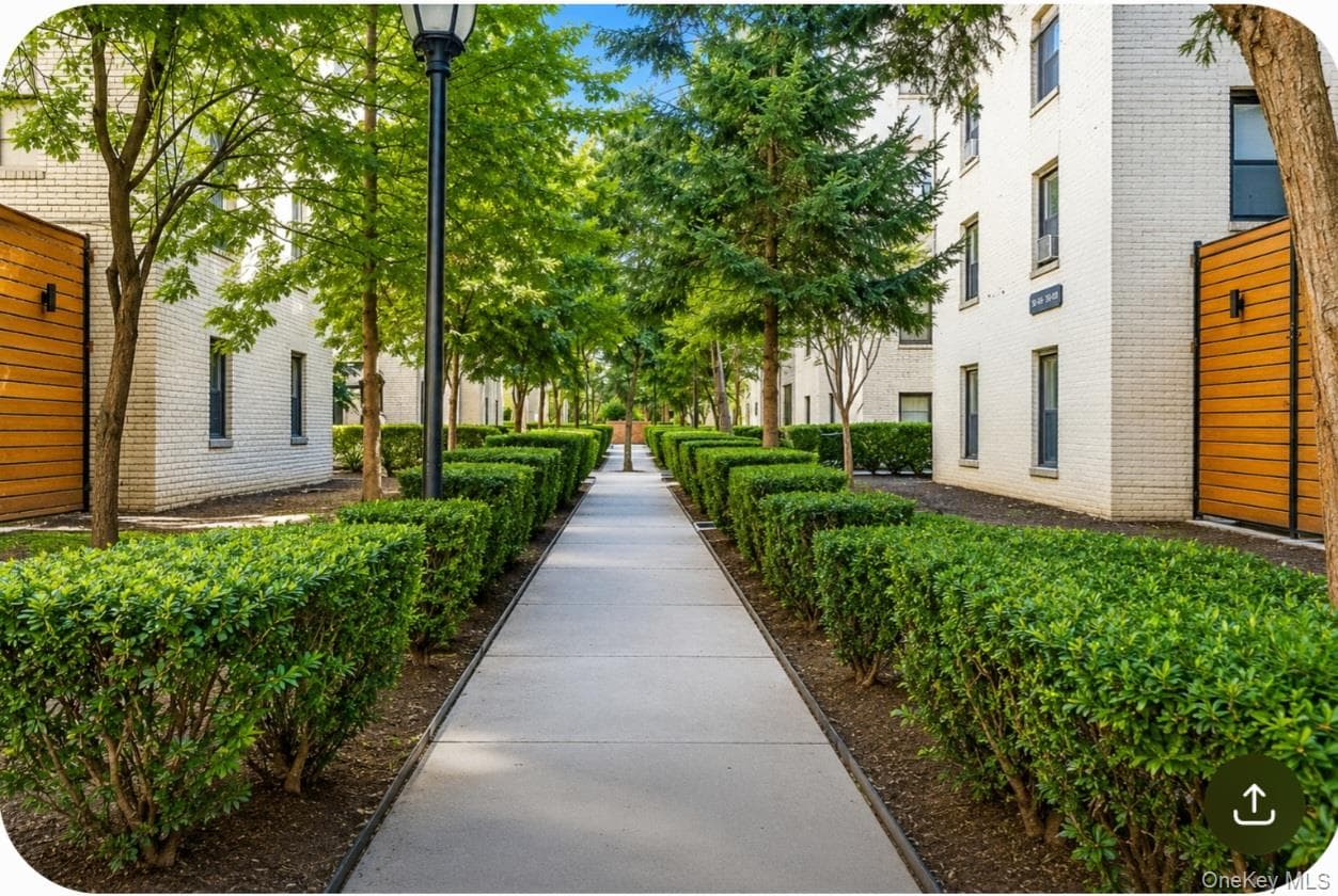 21-28 35 St Unit: 3G, Astoria