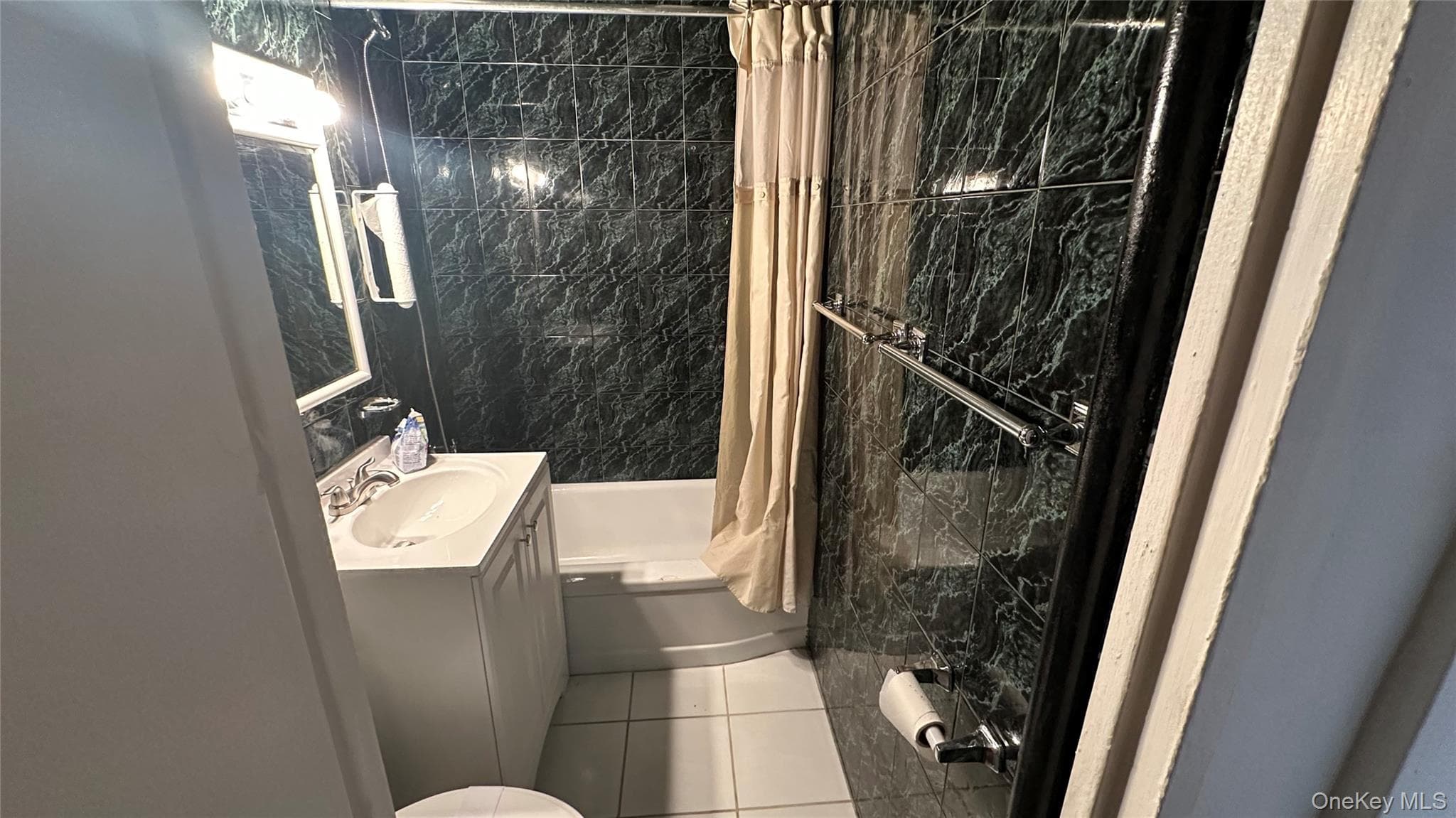 98-10 64th Avenue Ave Unit: 3J thumbnail 29