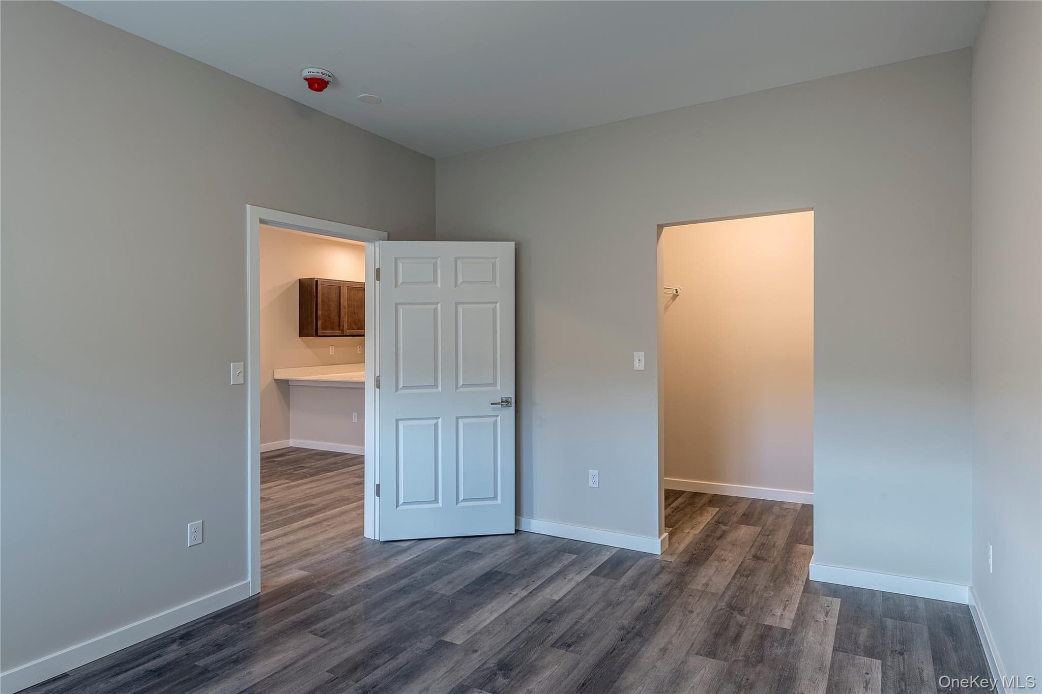 87 N Chestnut Street Unit: 214 thumbnail 5
