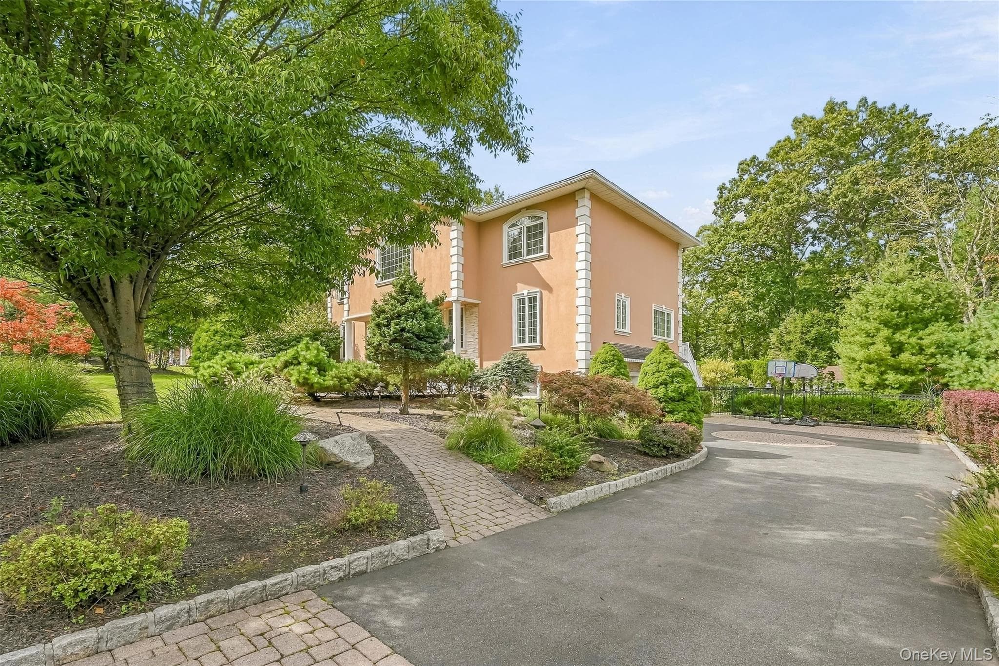 22 Beaumont Drive thumbnail 4