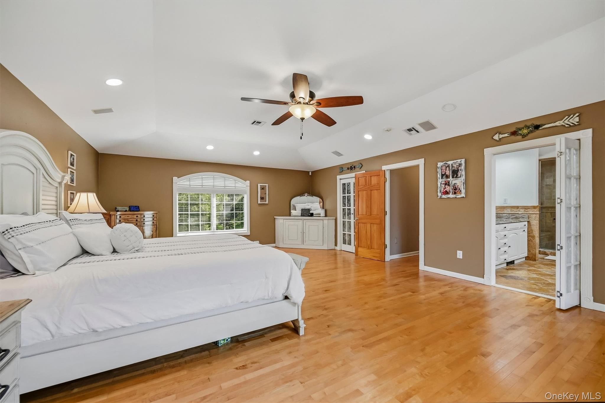 22 Beaumont Drive thumbnail 25