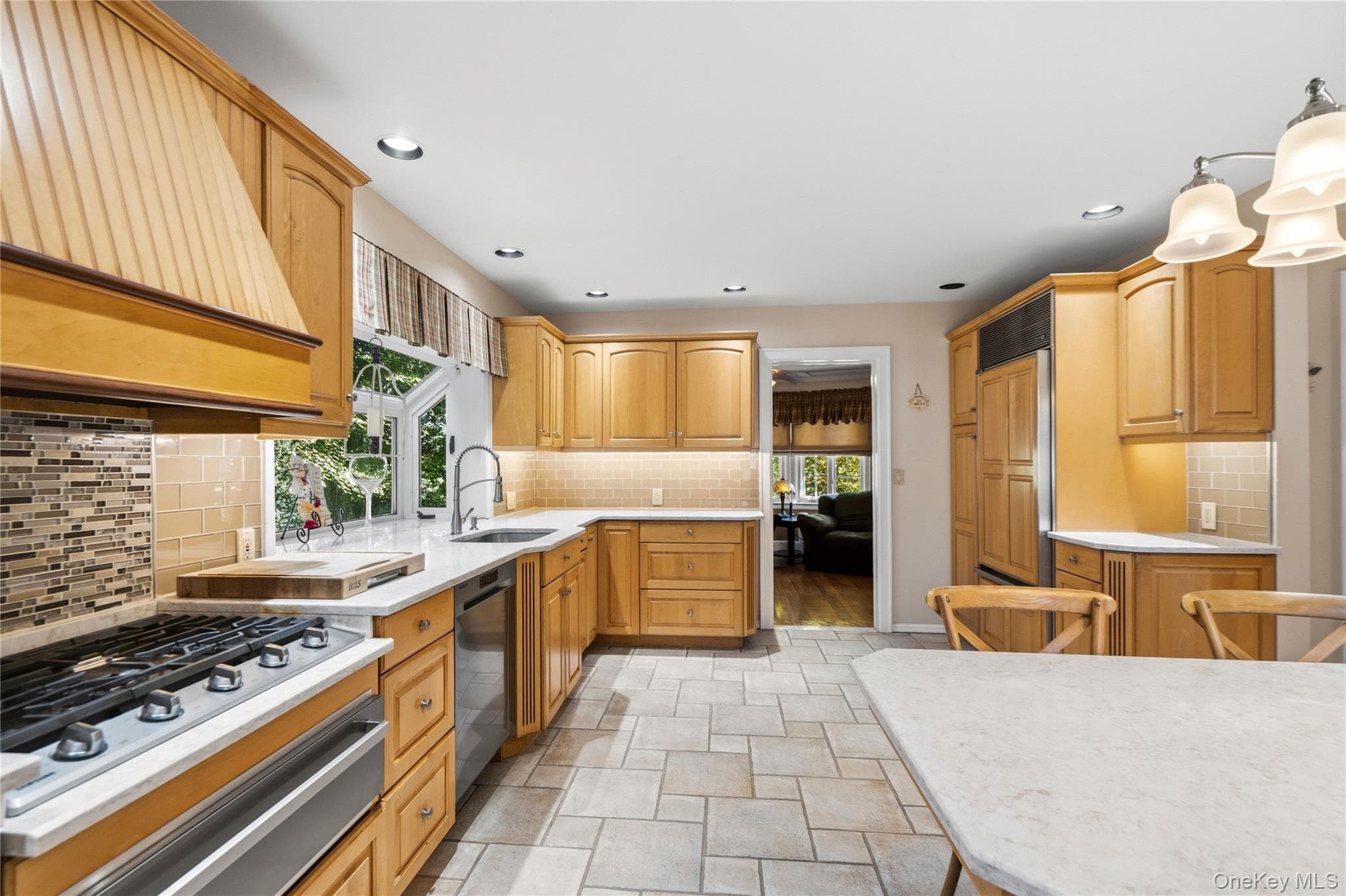 22 Nassau Boulevard thumbnail 17