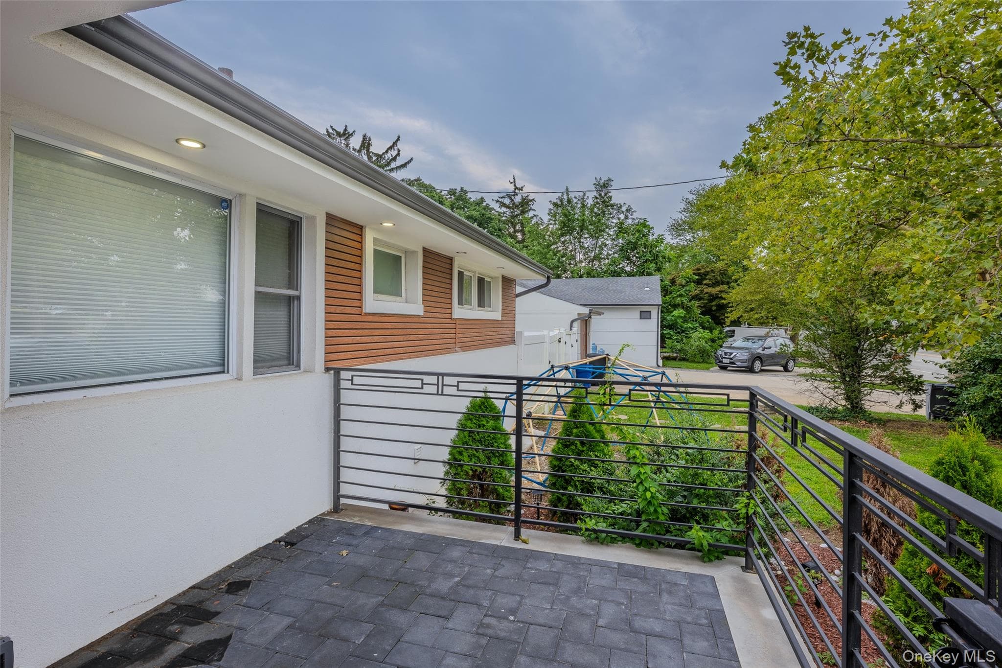 84 Rosedale Road thumbnail 3