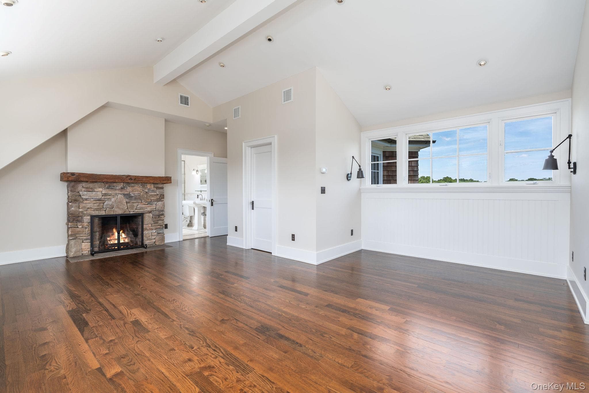 118 Peconic Bay Boulevard thumbnail 16