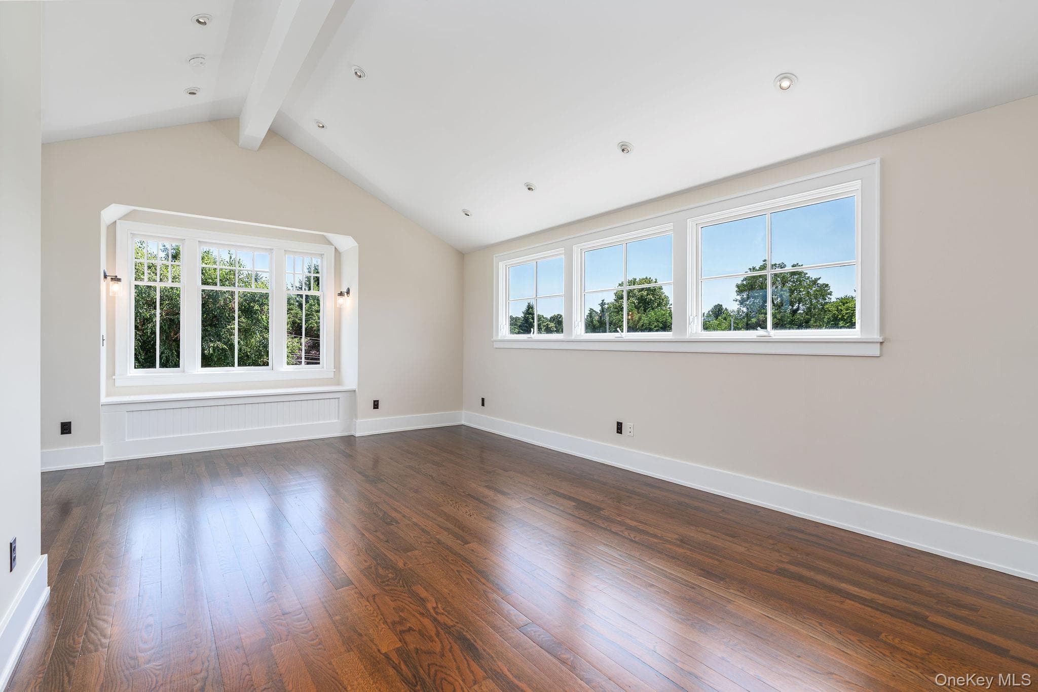 118 Peconic Bay Boulevard thumbnail 19
