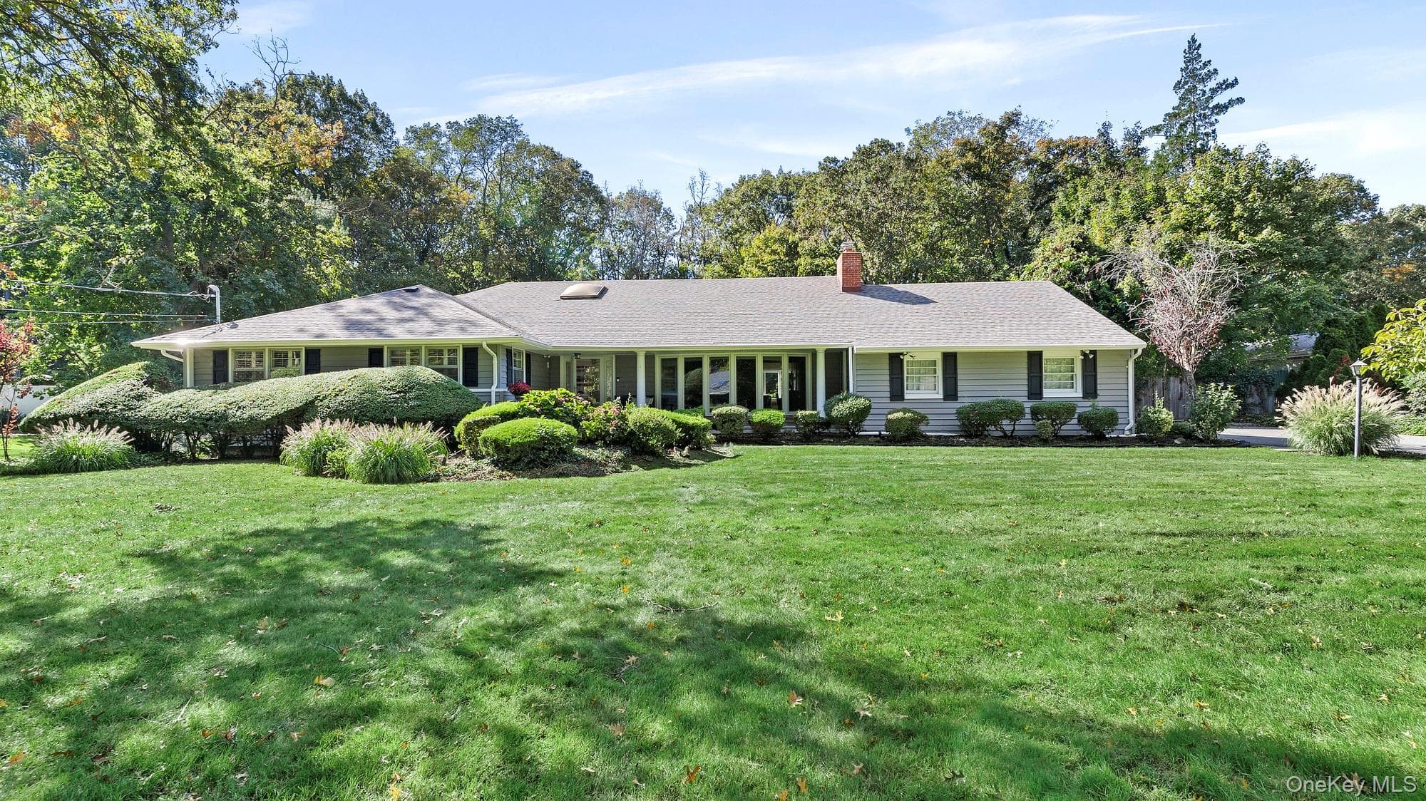 49 Salem Ridge Drive, Huntington