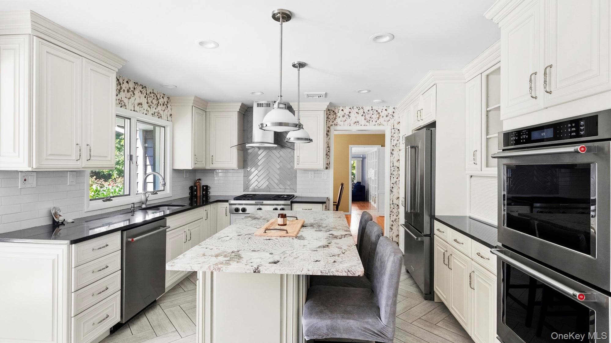 49 Salem Ridge Drive thumbnail 8