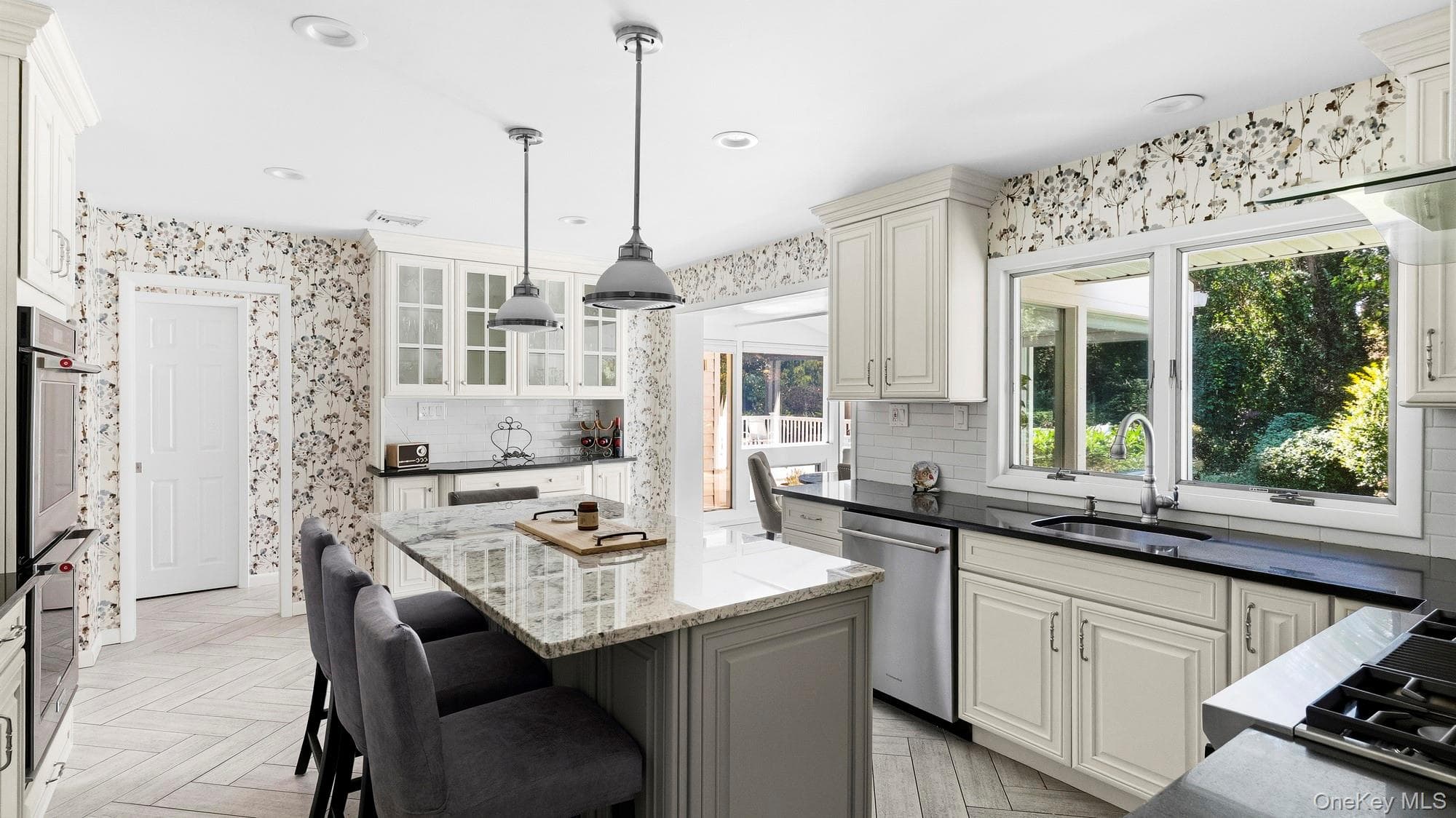 49 Salem Ridge Drive thumbnail 9
