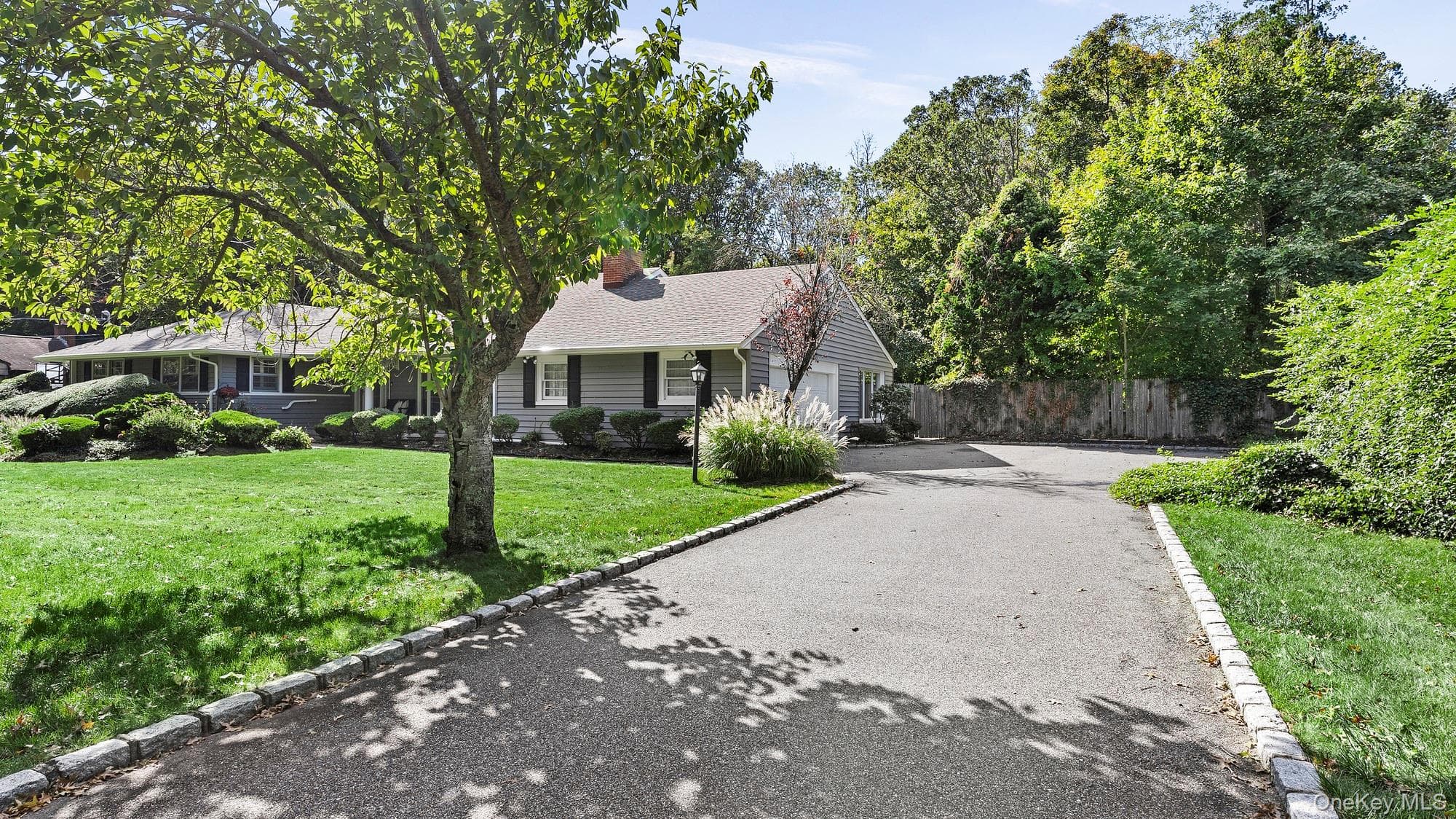 49 Salem Ridge Drive thumbnail 3