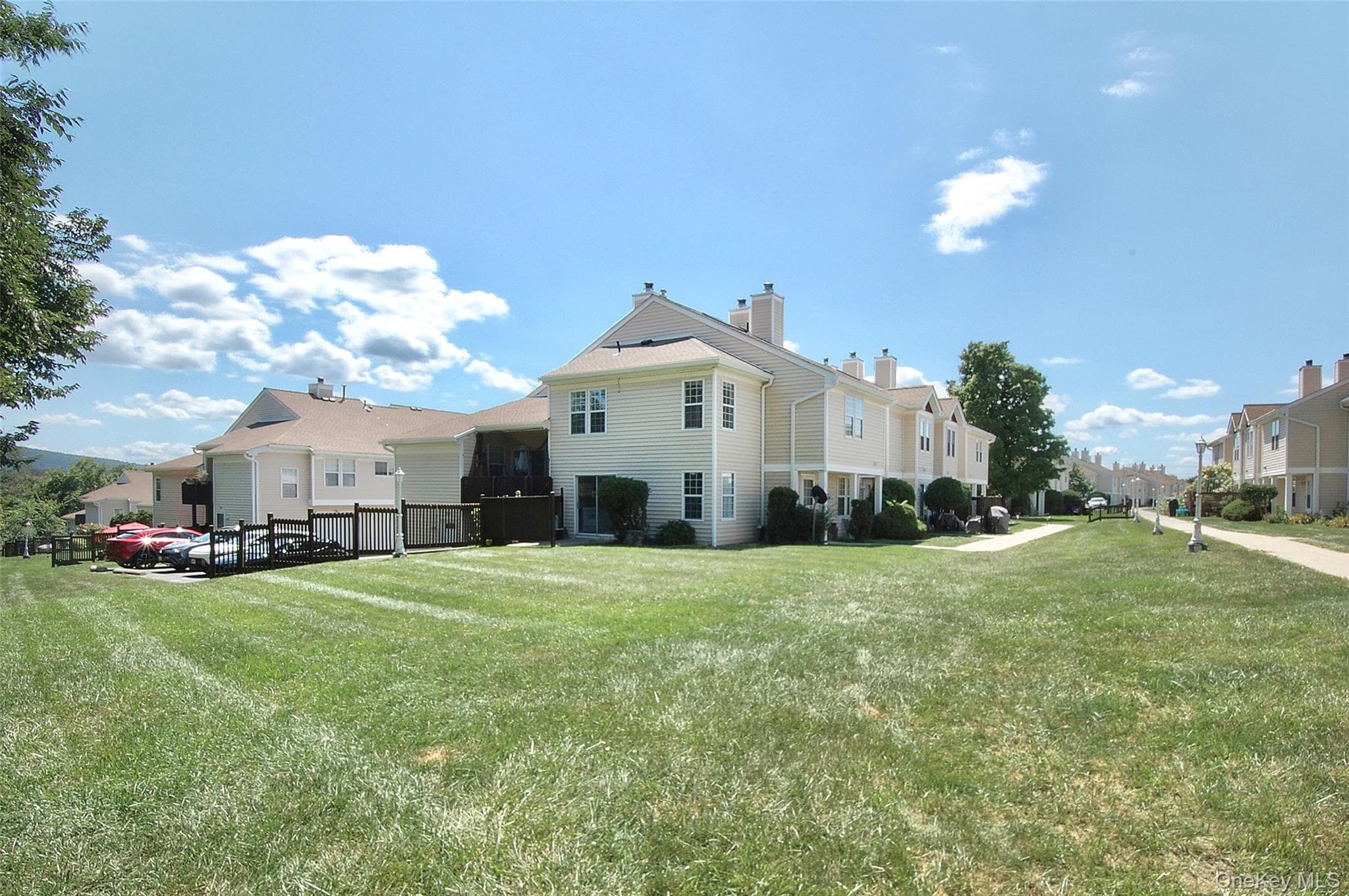 2921 Whispering Hills thumbnail 5