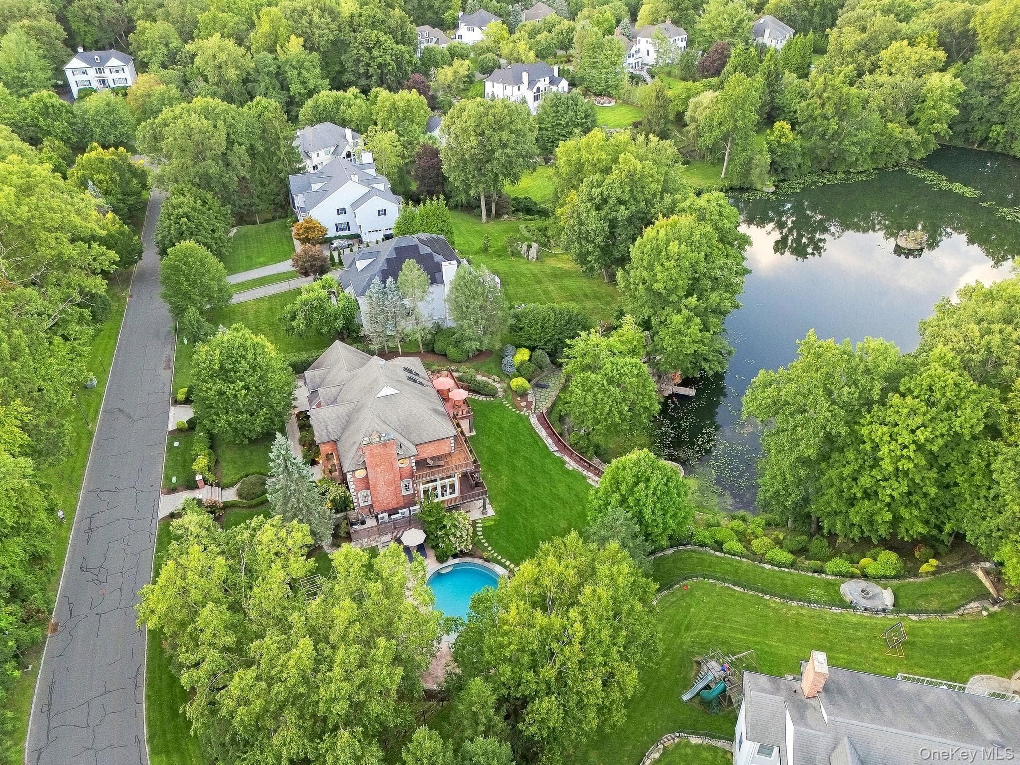 54 Forest Lake Drive thumbnail 44