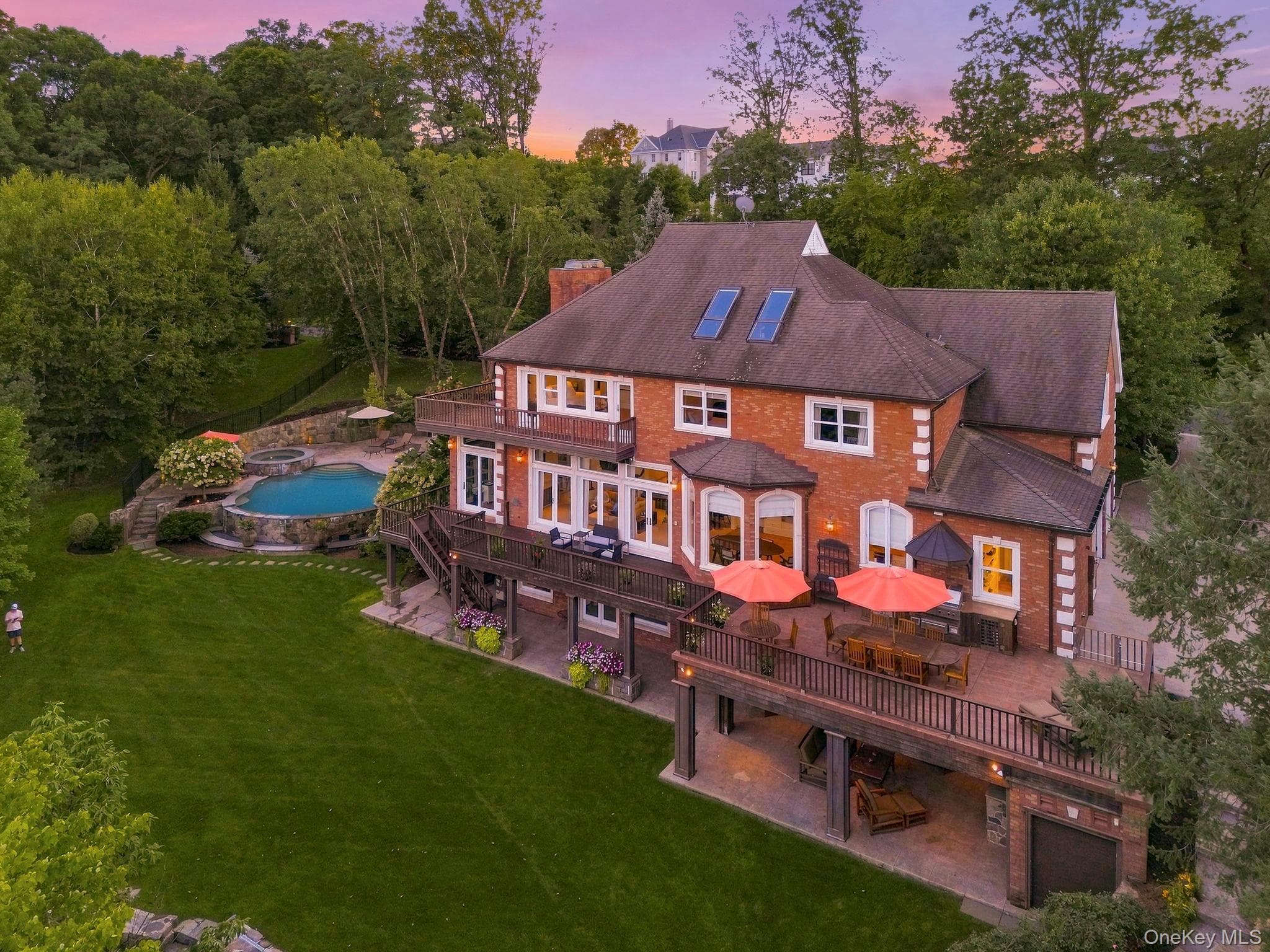 54 Forest Lake Drive thumbnail 47