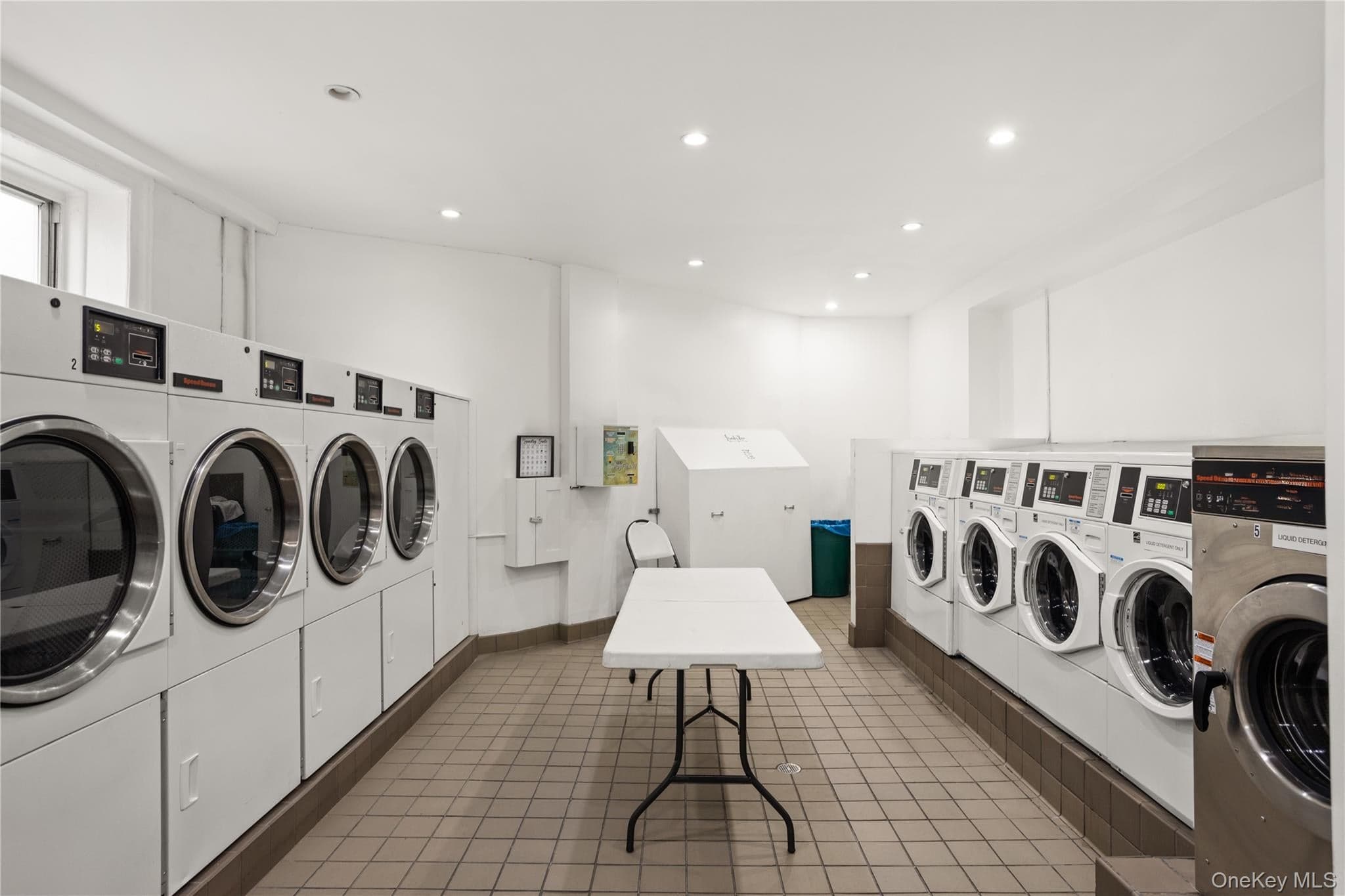 45-08 40th St Unit: C44 thumbnail 9