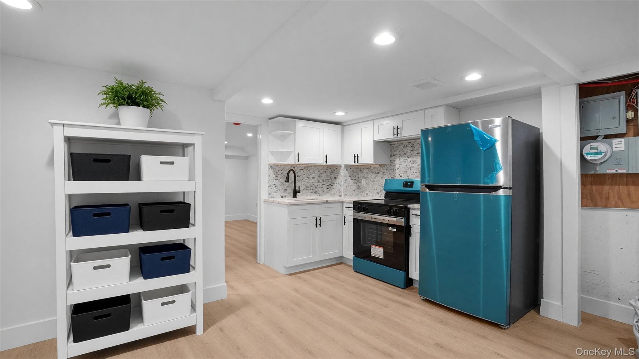 3343 Mickle Avenue thumbnail 5