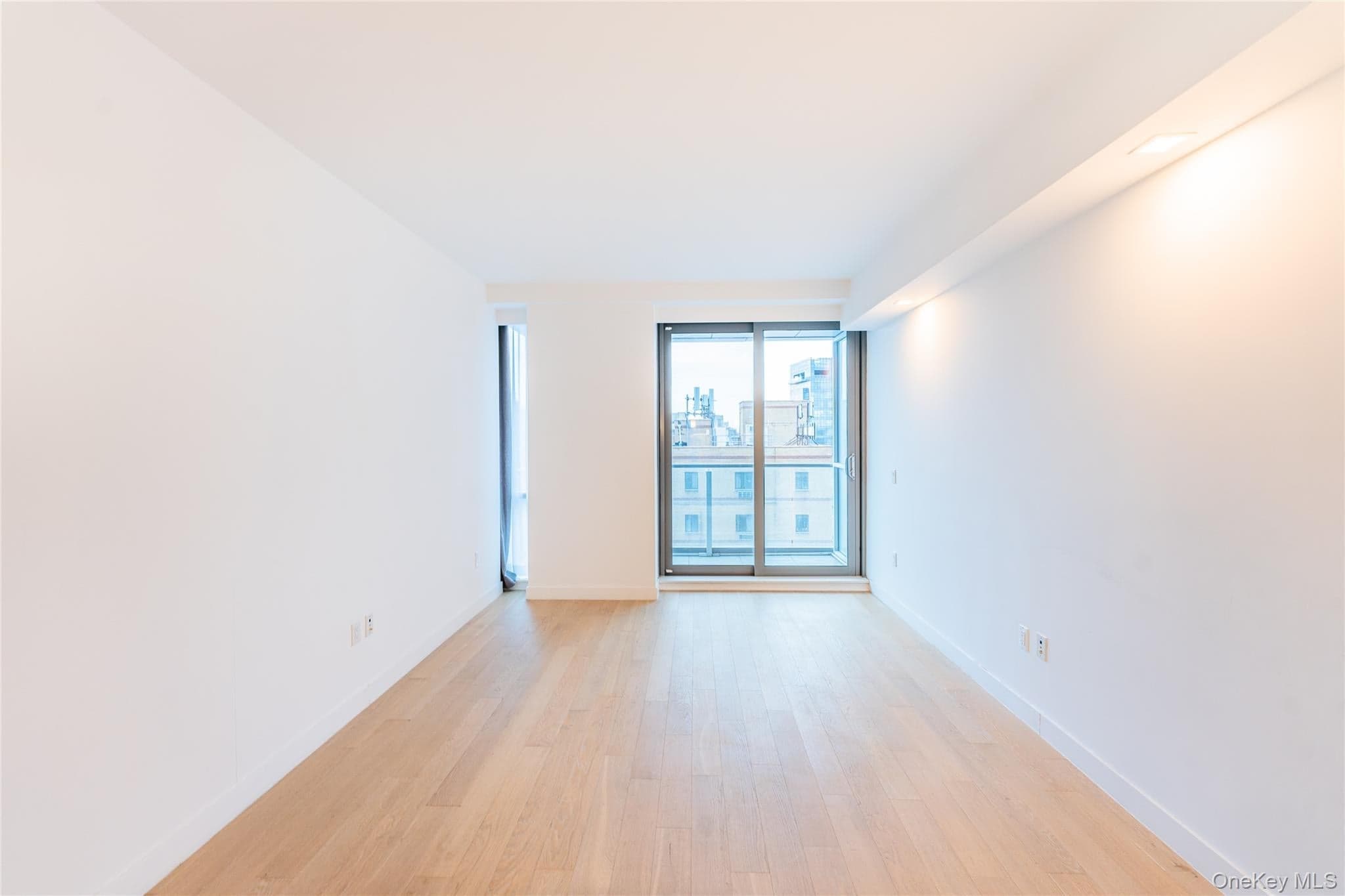 33-66 Farrington Street Unit: 8F thumbnail 6