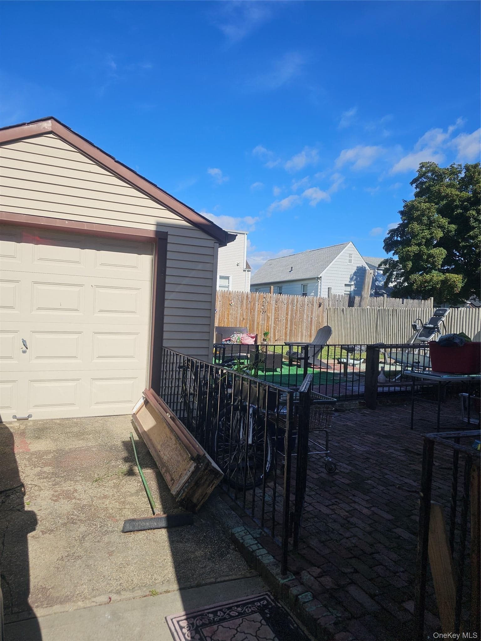597 Kimball Avenue thumbnail 32