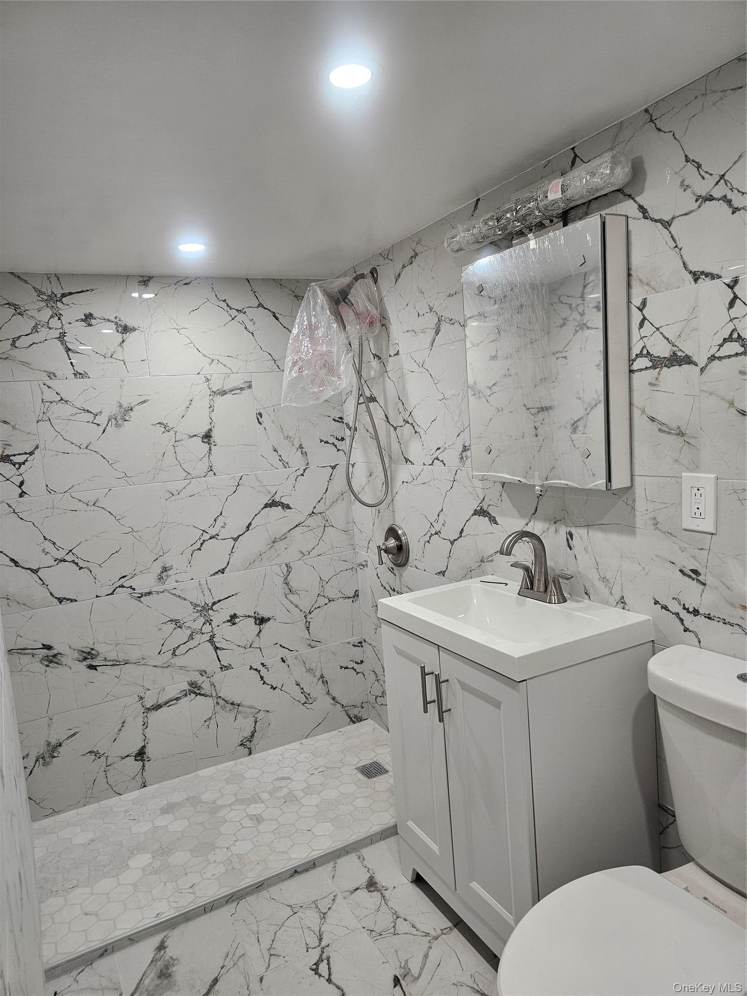 597 Kimball Avenue thumbnail 26