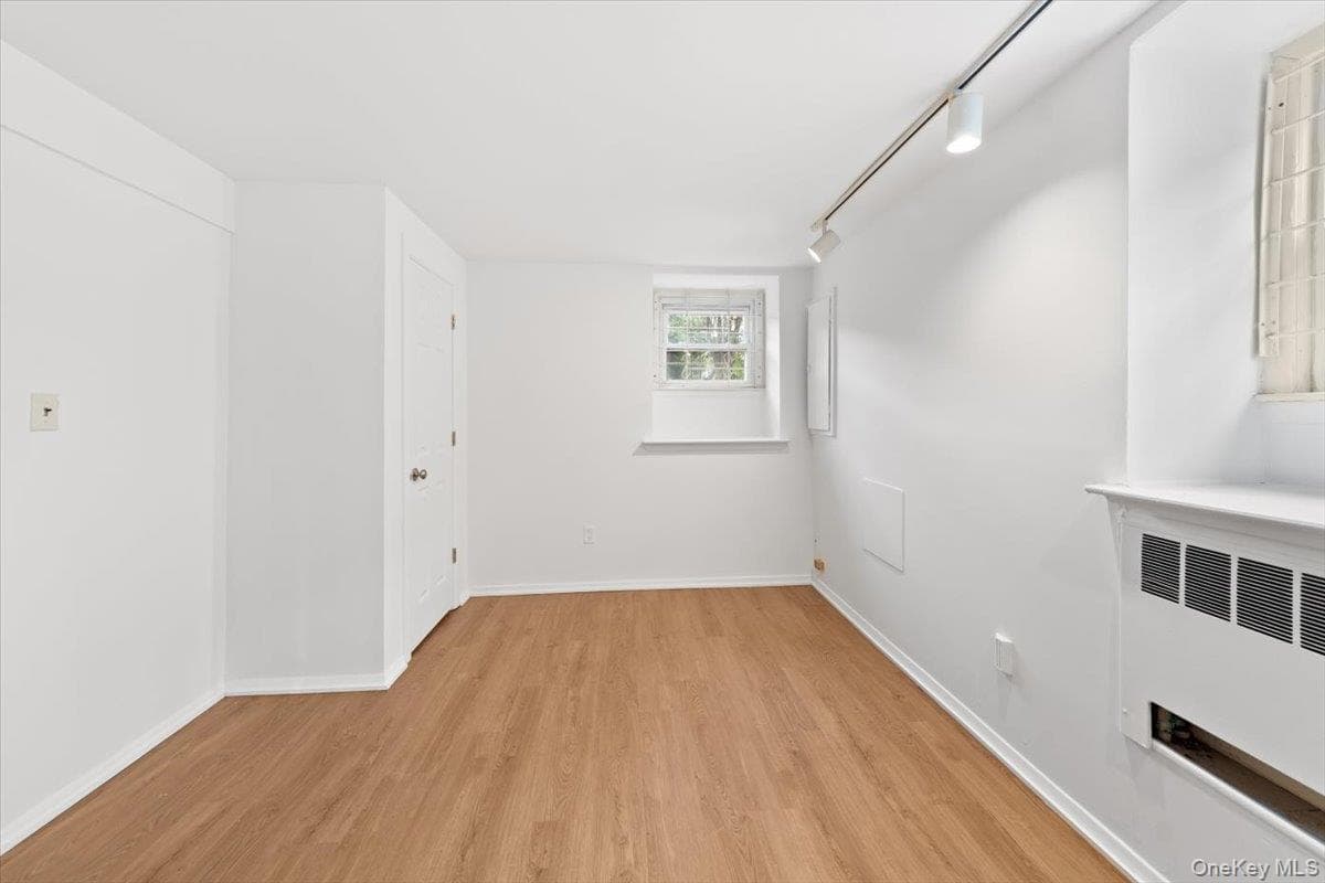 5824 Fieldston Road thumbnail 26